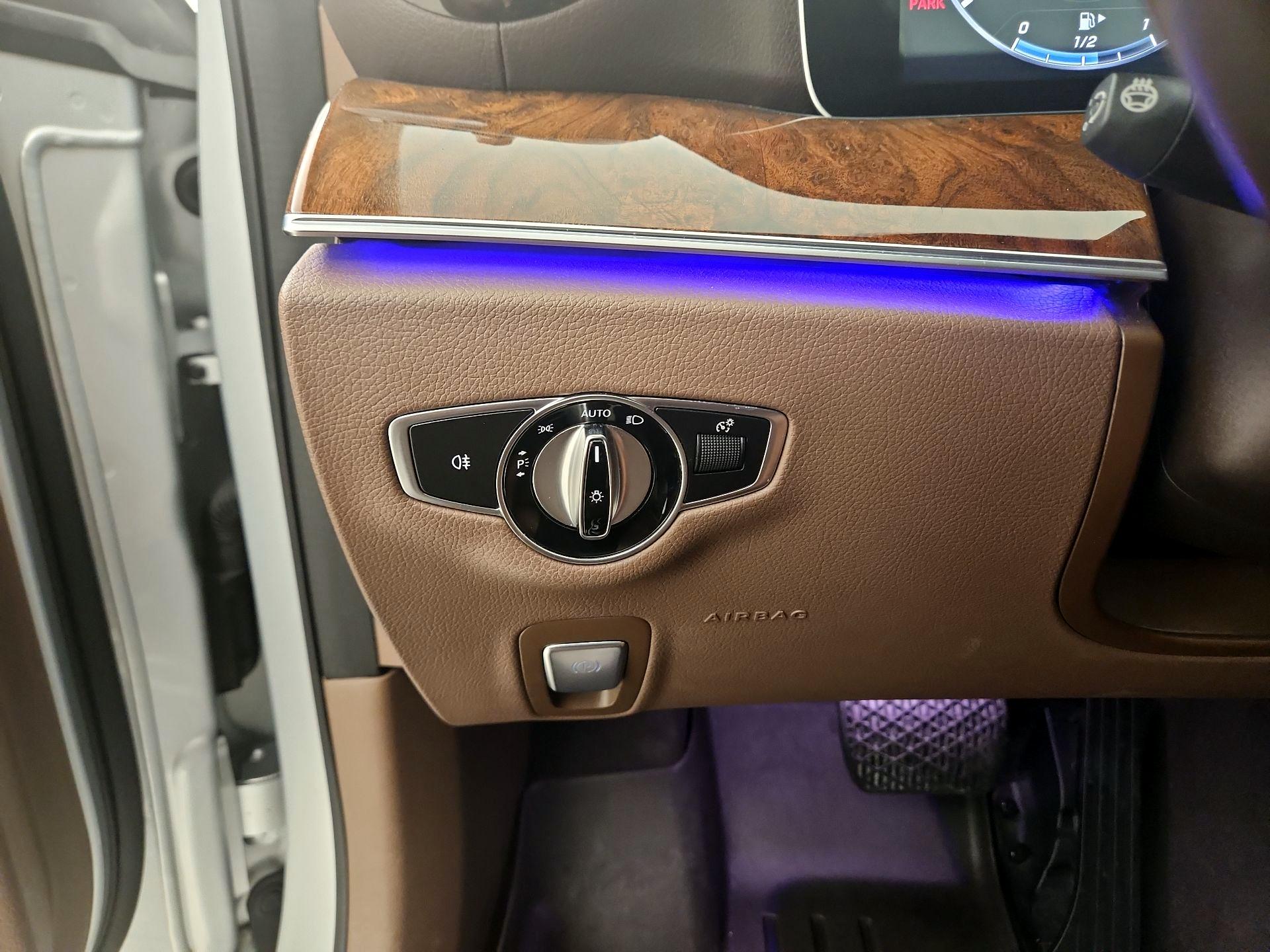 Thumbnail: 2019 Mercedes-Benz E-Class - 13