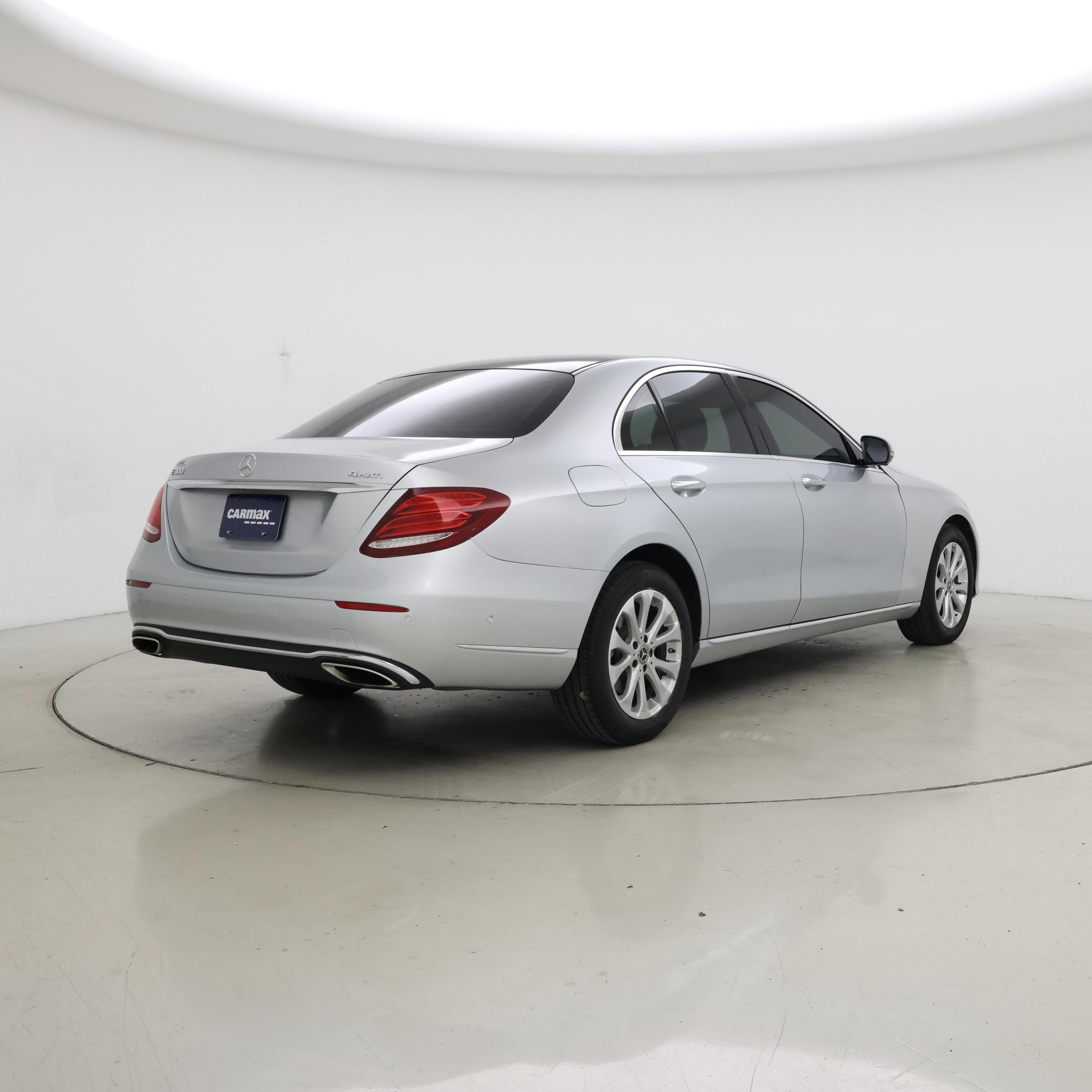 Thumbnail: 2019 Mercedes-Benz E-Class - 8