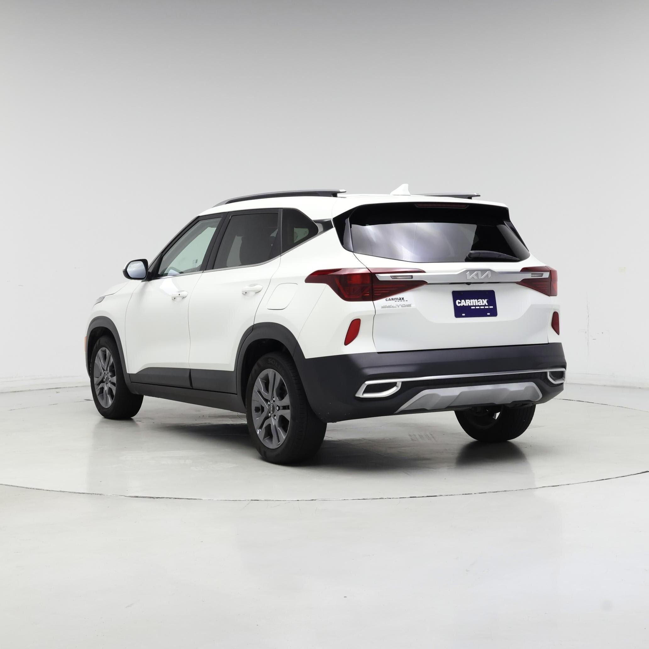 Thumbnail: 2023 Kia Seltos - 2