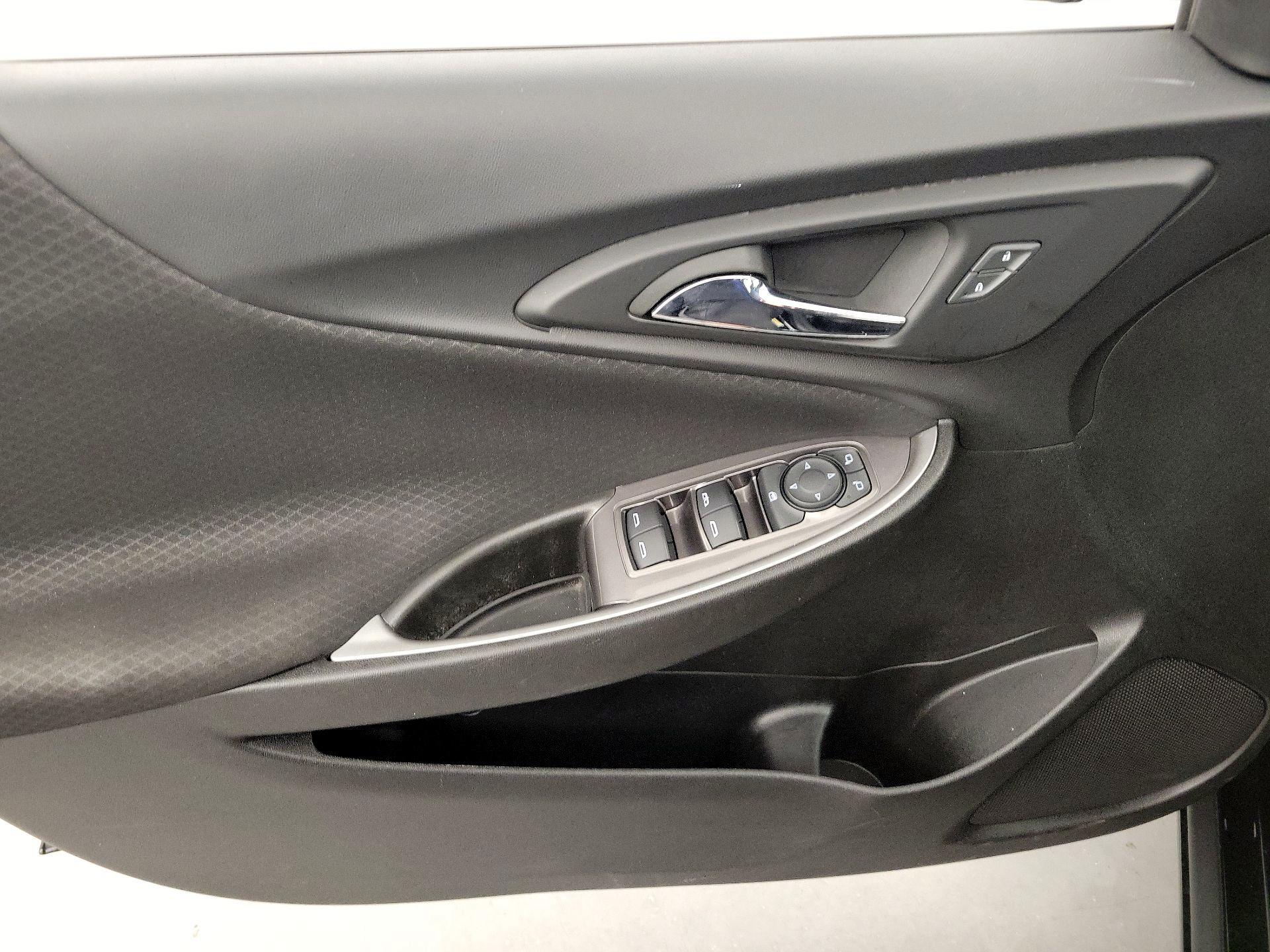 Thumbnail: 2023 Chevrolet Malibu - 12