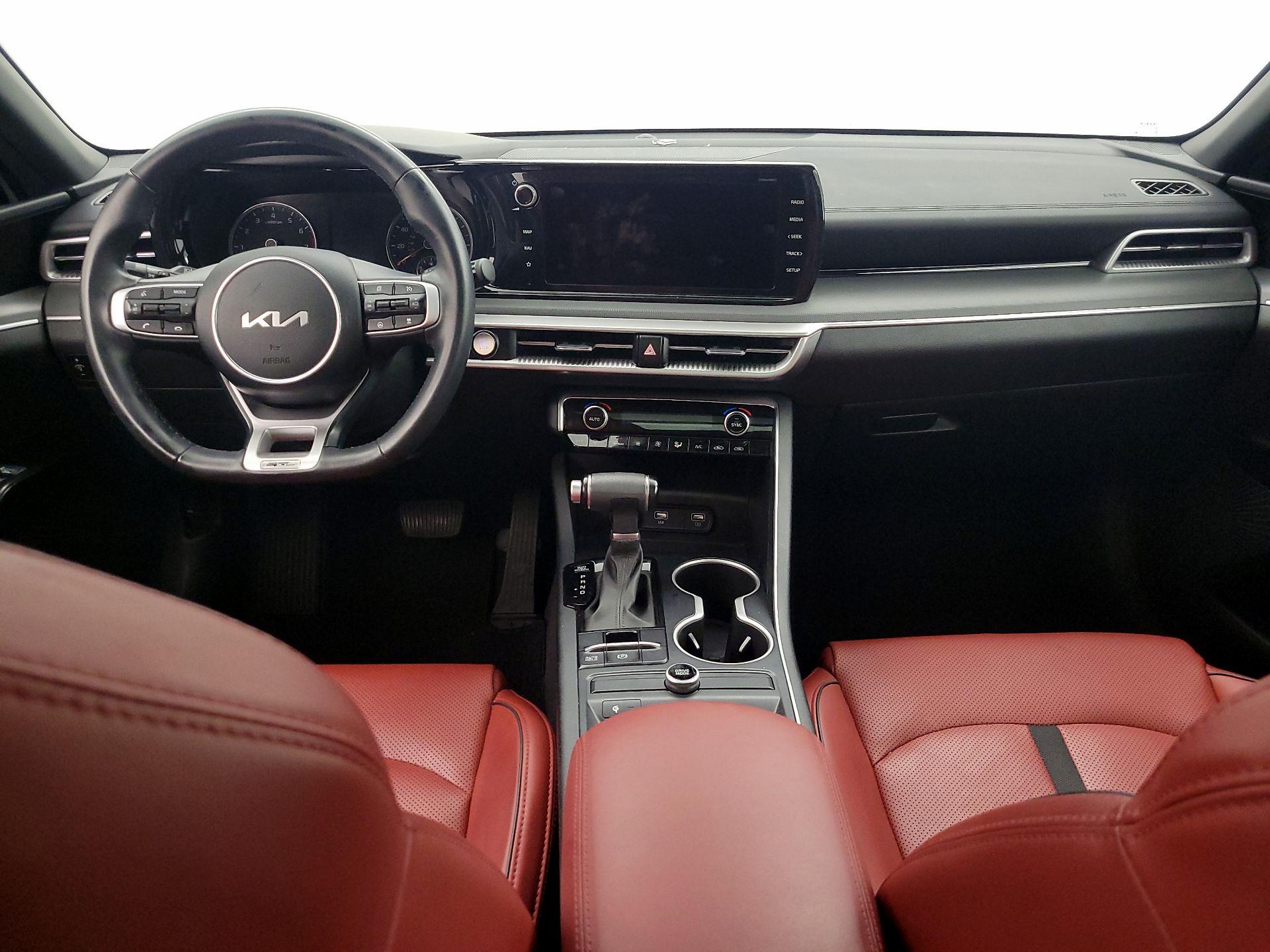 Thumbnail: 2023 Kia K5 - 9