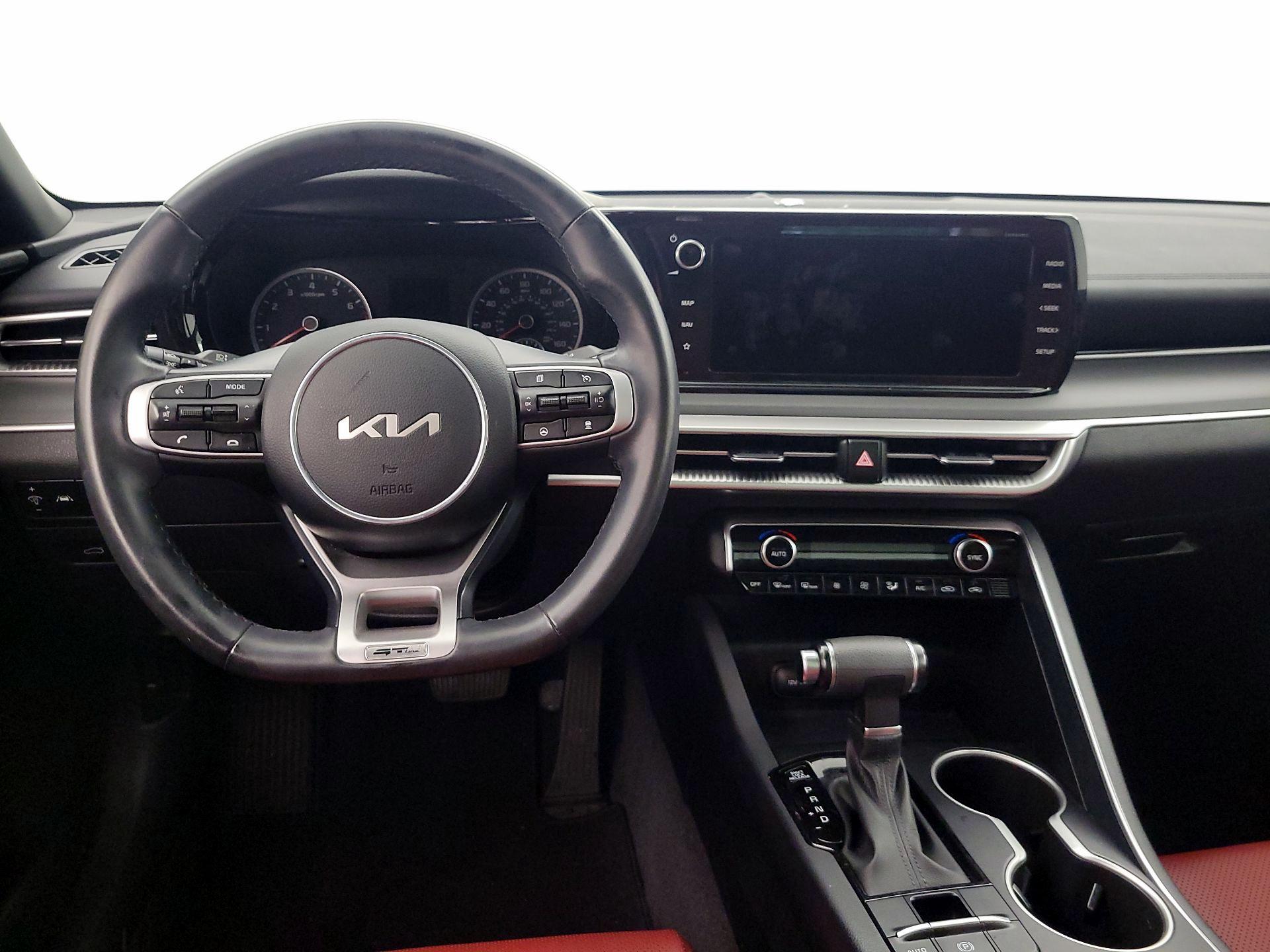 Thumbnail: 2023 Kia K5 - 10