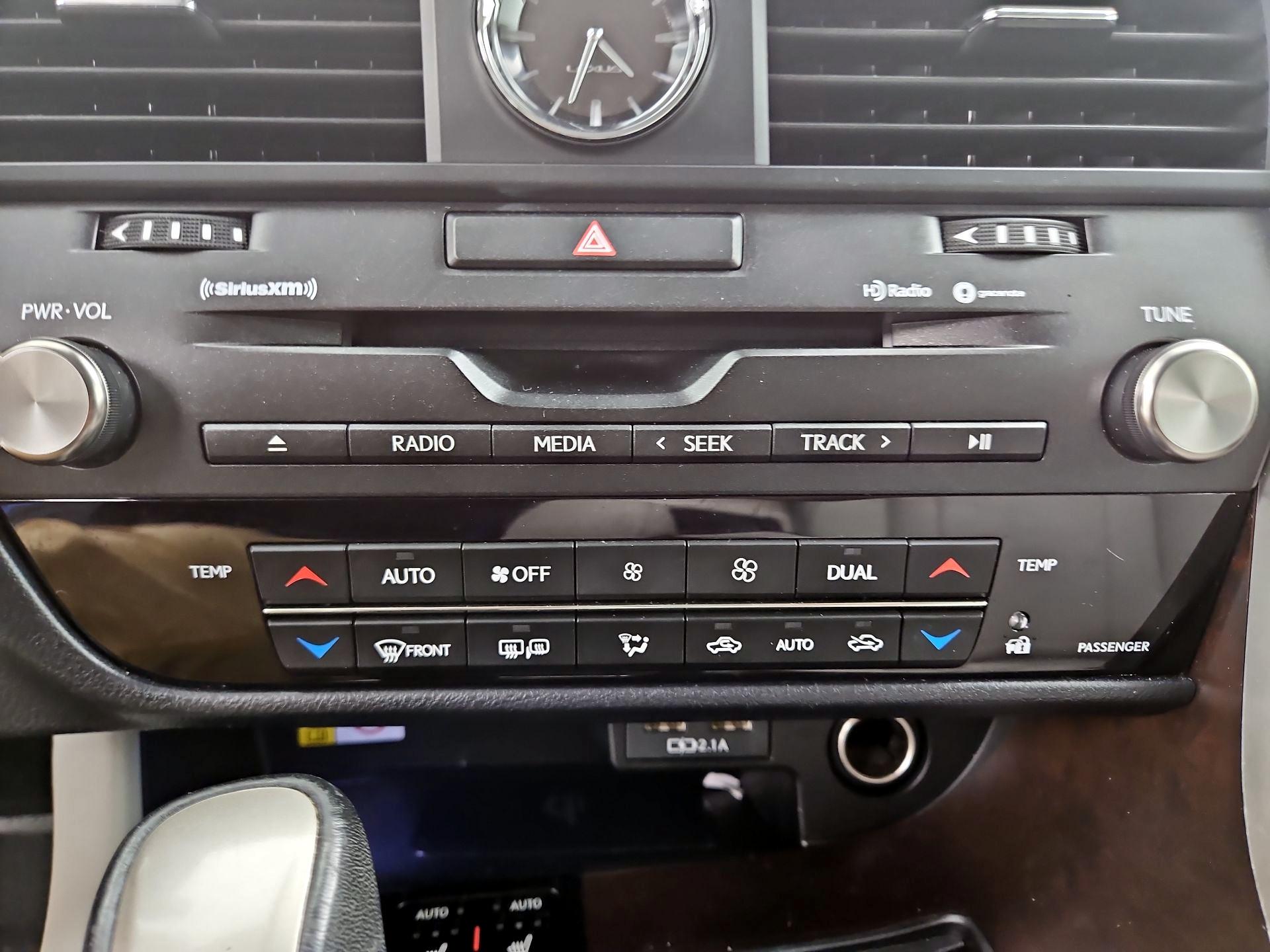 Thumbnail: 2021 Lexus RX - 16