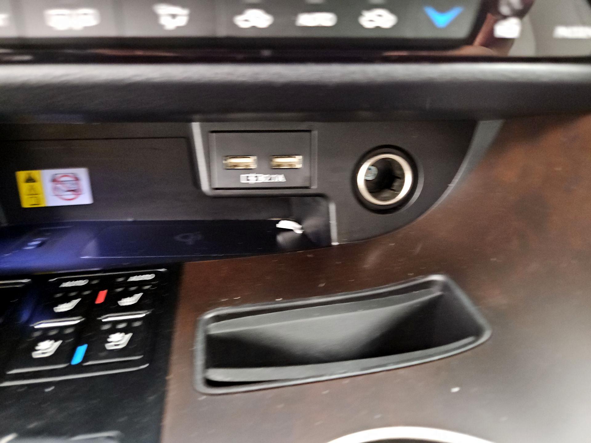 Thumbnail: 2021 Lexus RX - 18