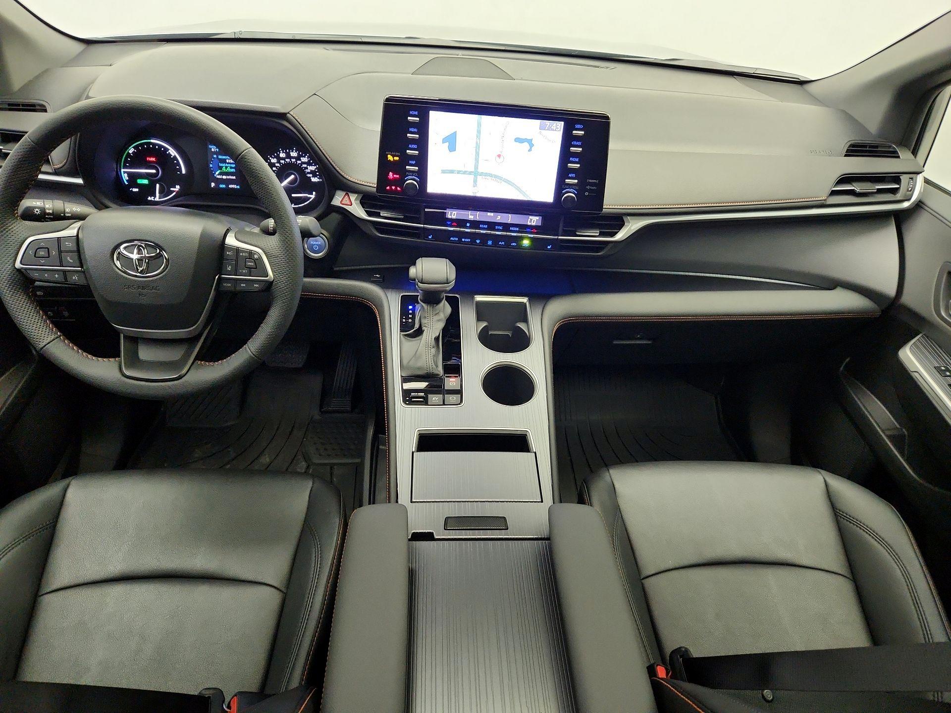 Thumbnail: 2024 Toyota Sienna - 9