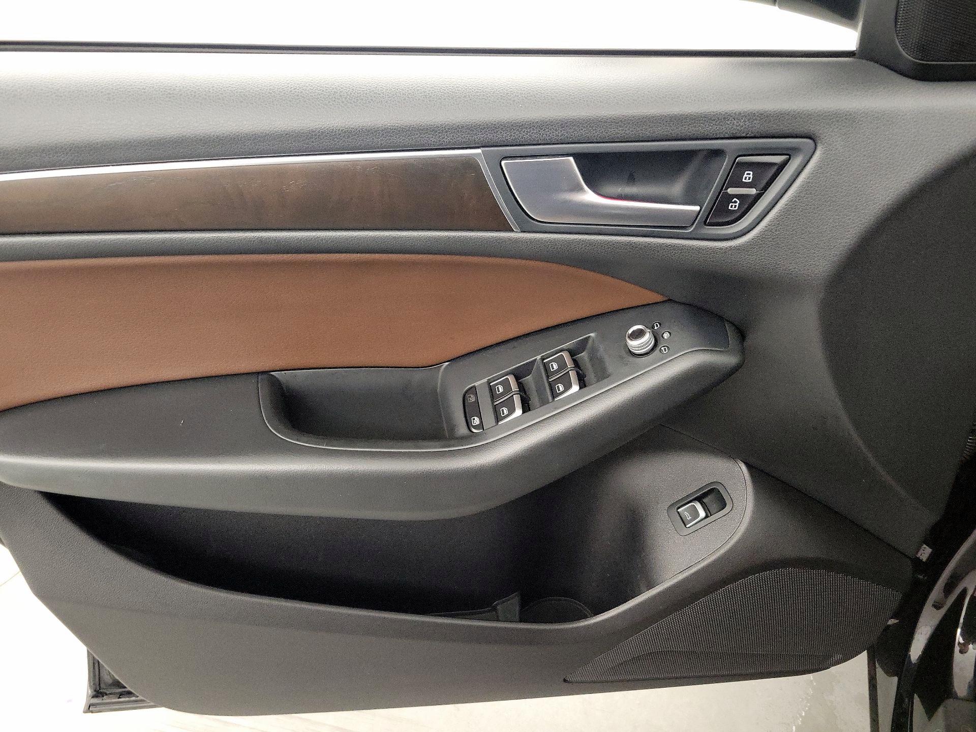 Thumbnail: 2016 Audi Q5 - 12
