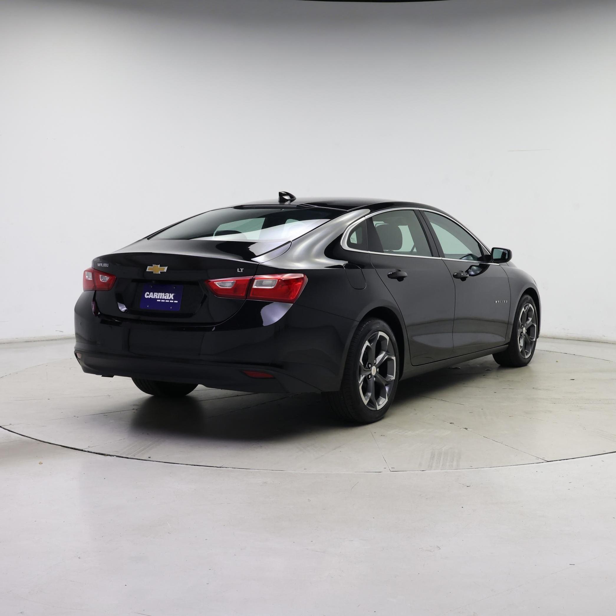 Thumbnail: 2023 Chevrolet Malibu - 8