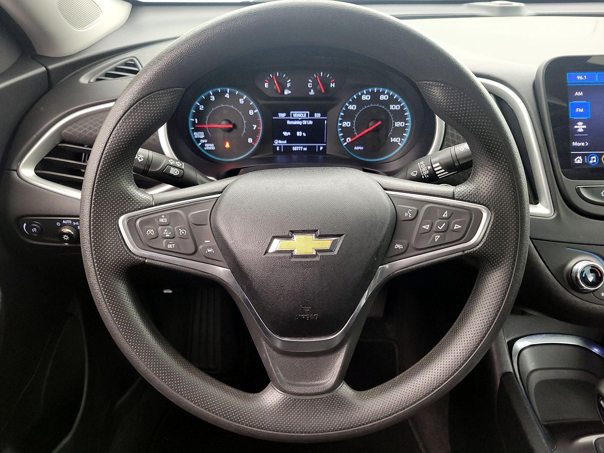 Thumbnail: 2023 Chevrolet Malibu - 10
