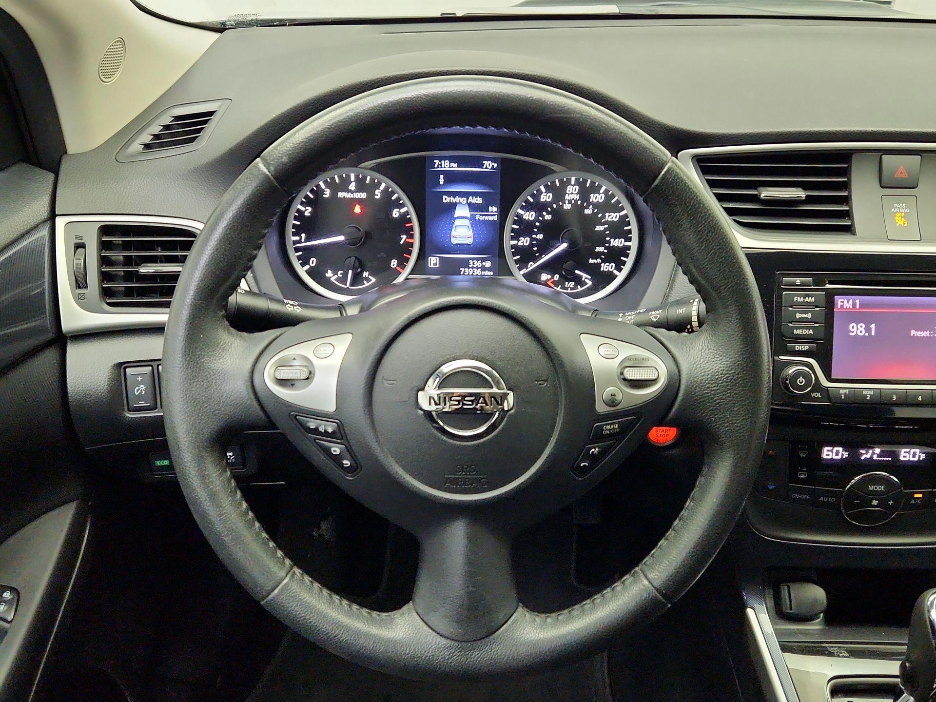 Thumbnail: 2018 Nissan Sentra - 10