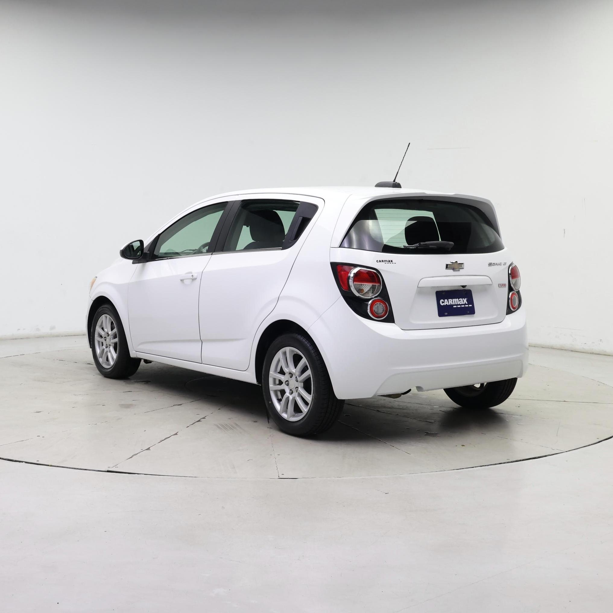 Thumbnail: 2015 Chevrolet Sonic - 2
