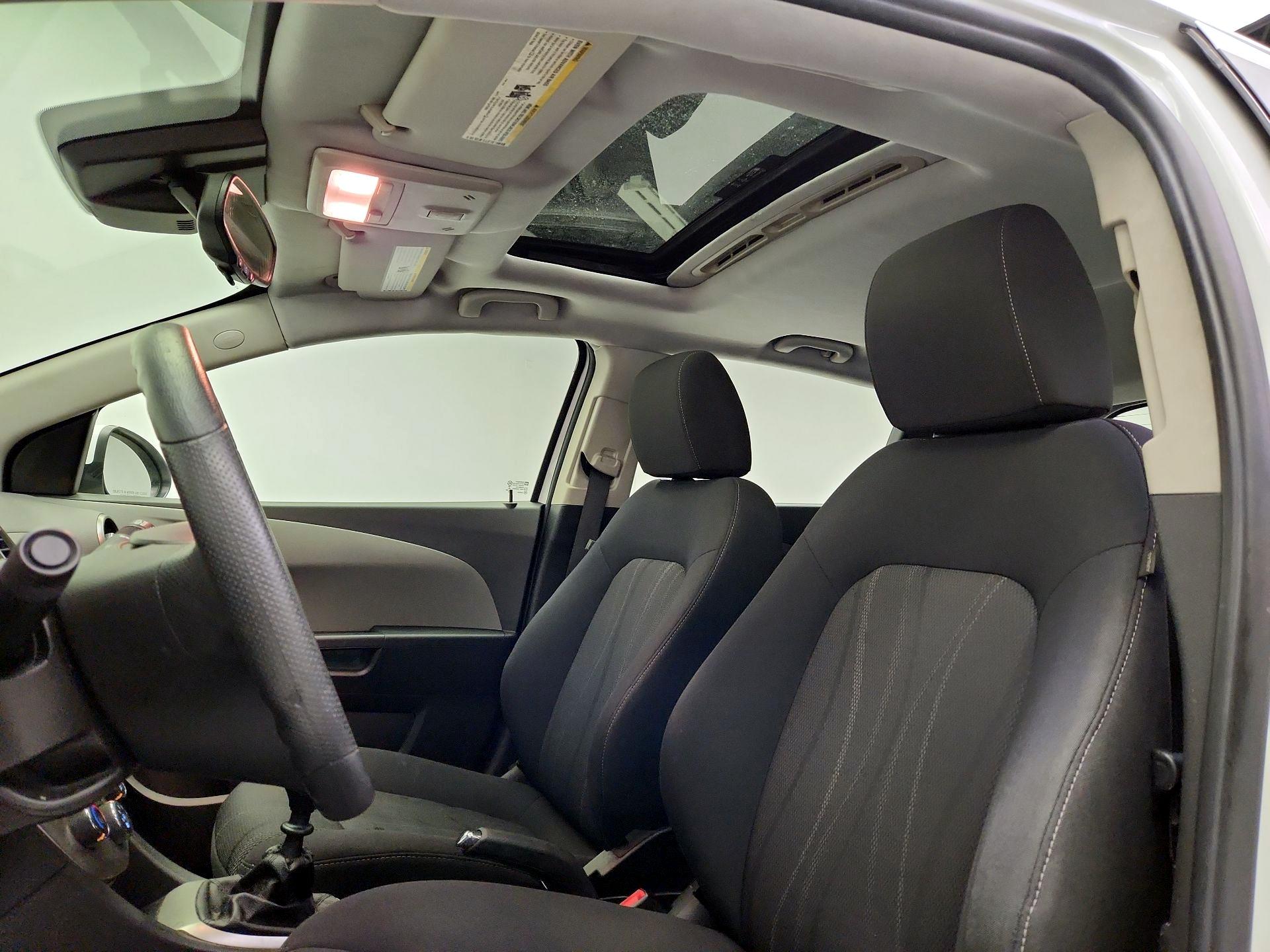 Thumbnail: 2015 Chevrolet Sonic - 19