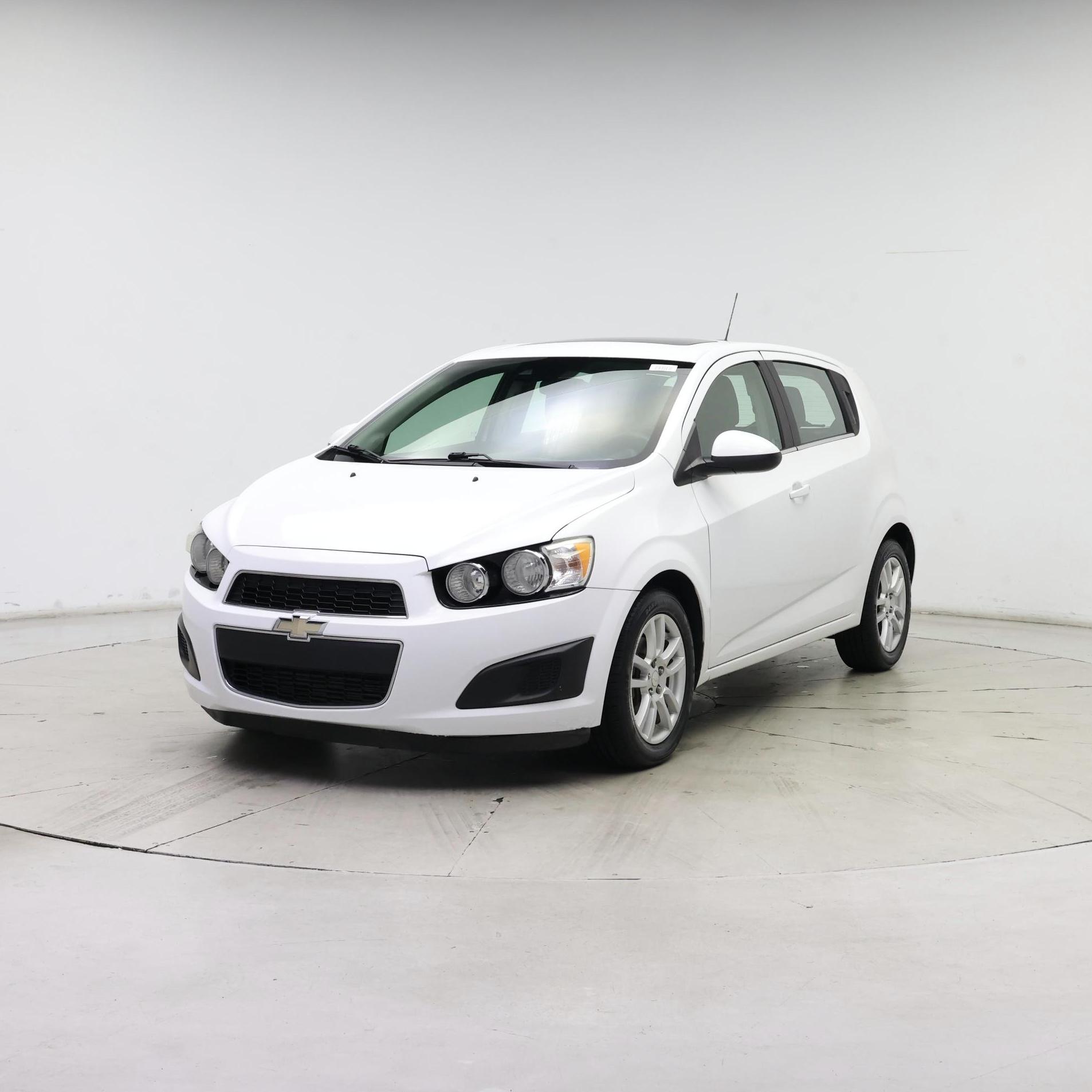 Thumbnail: 2015 Chevrolet Sonic - 4