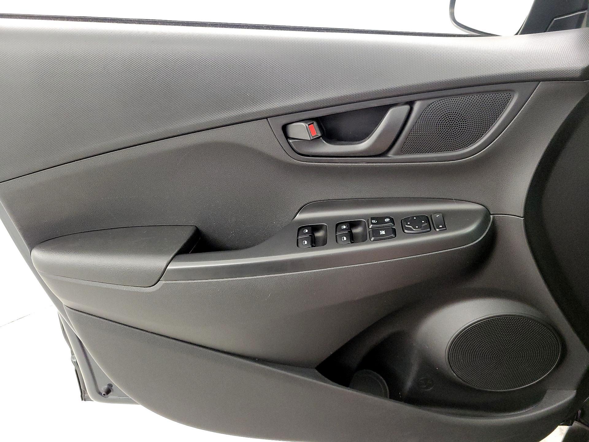 Thumbnail: 2019 Hyundai Kona - 12