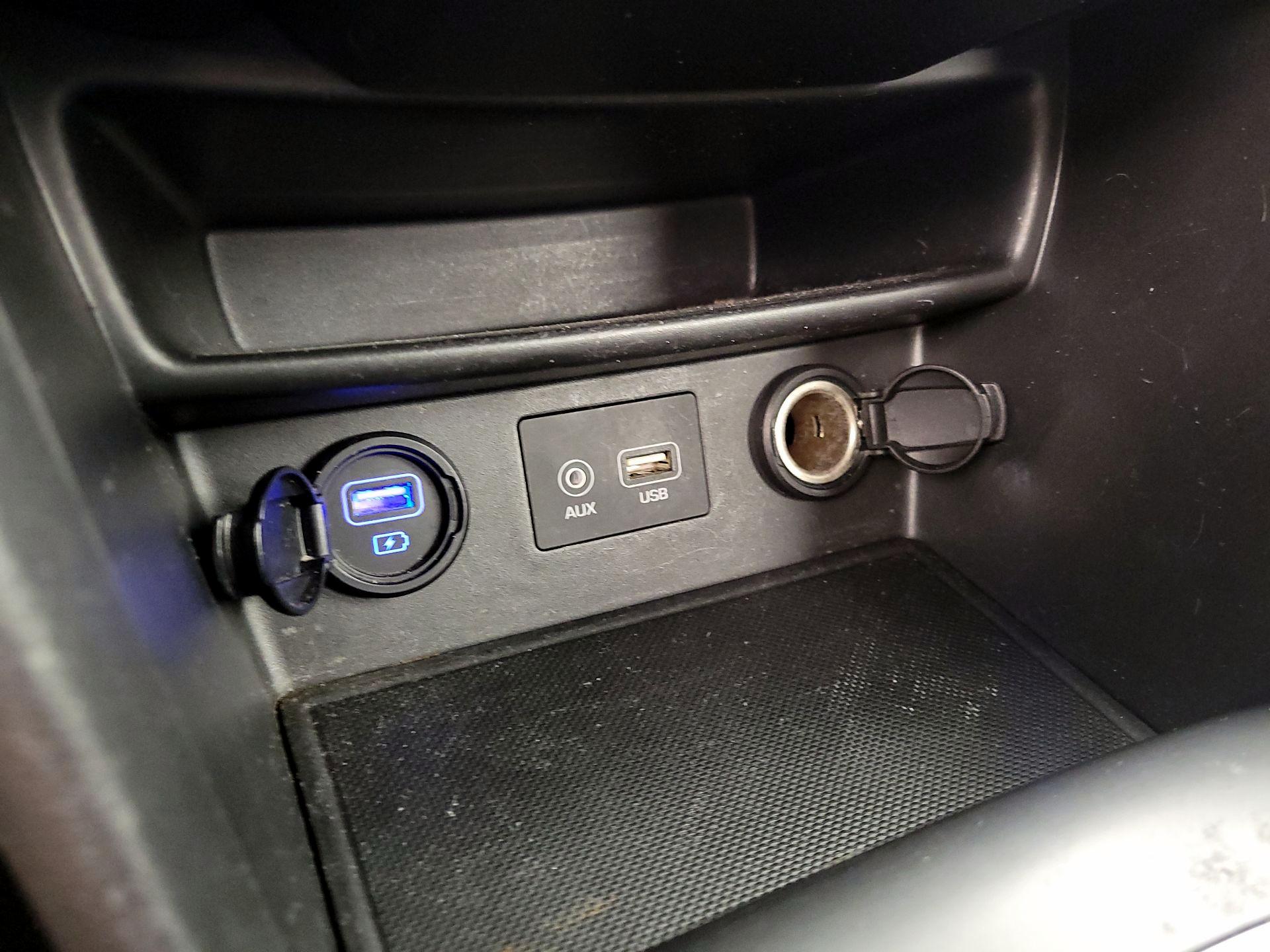 Thumbnail: 2019 Hyundai Kona - 18