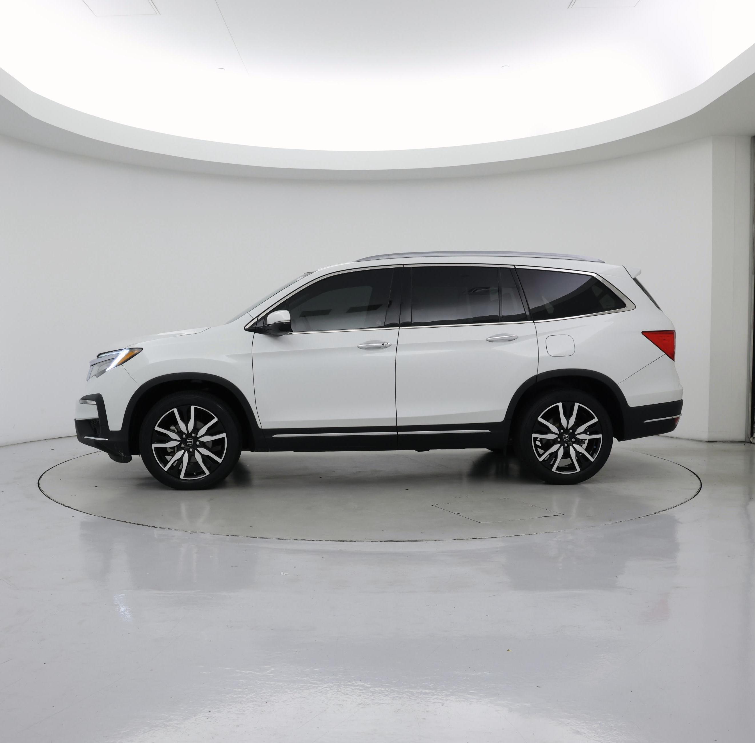 Thumbnail: 2021 Honda Pilot - 3