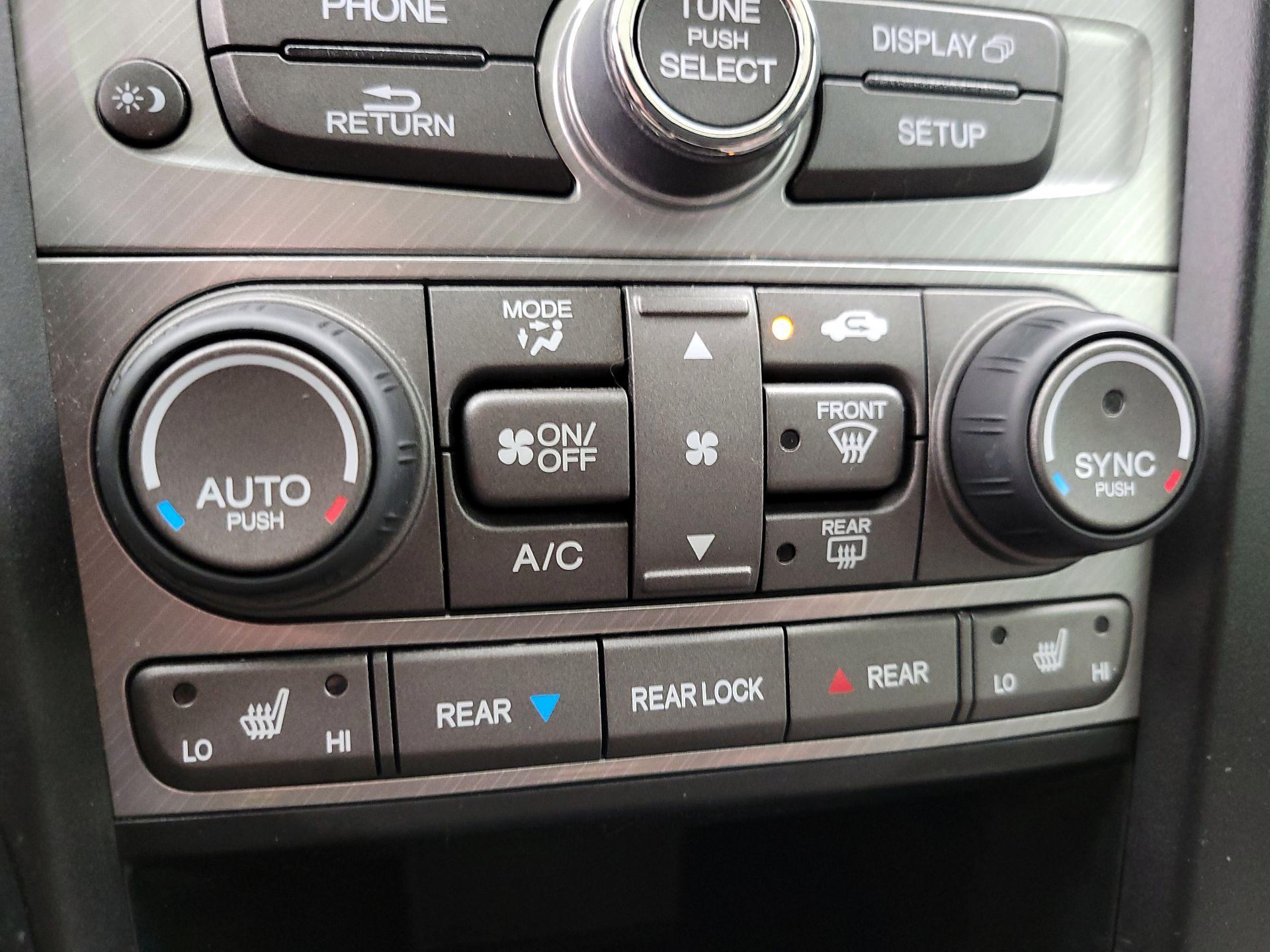 Thumbnail: 2014 Honda Pilot - 16