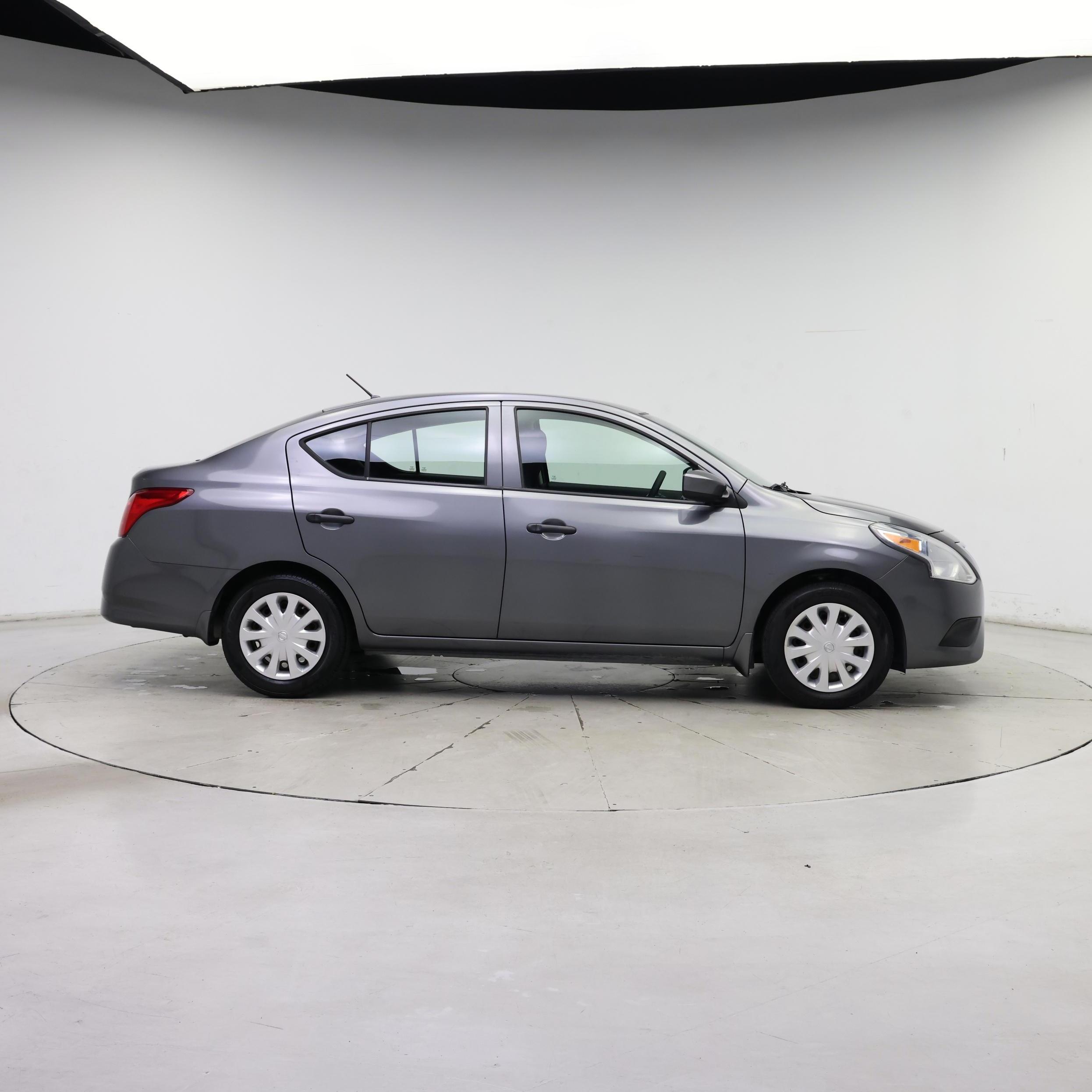 Thumbnail: 2016 Nissan Versa - 7
