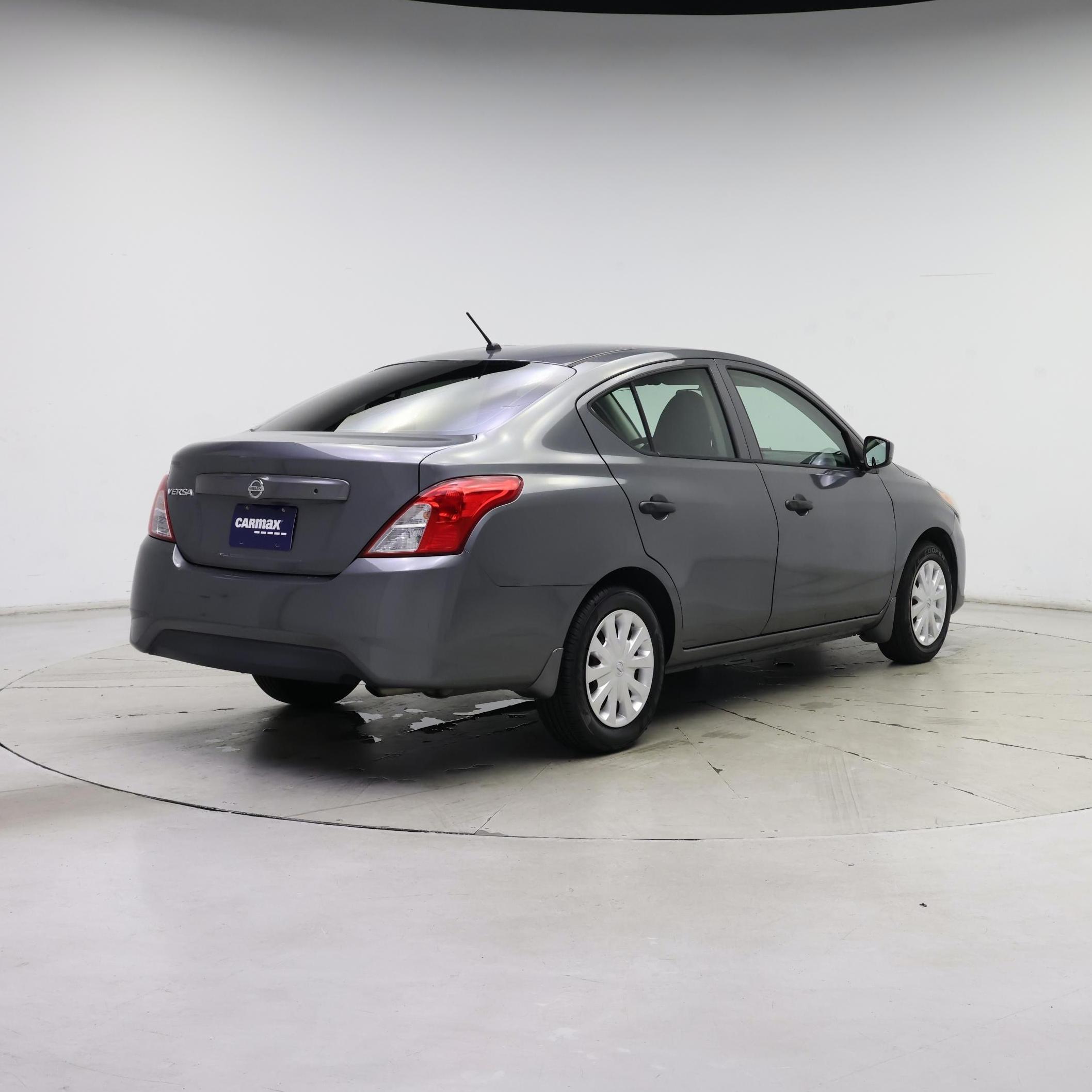 Thumbnail: 2016 Nissan Versa - 8