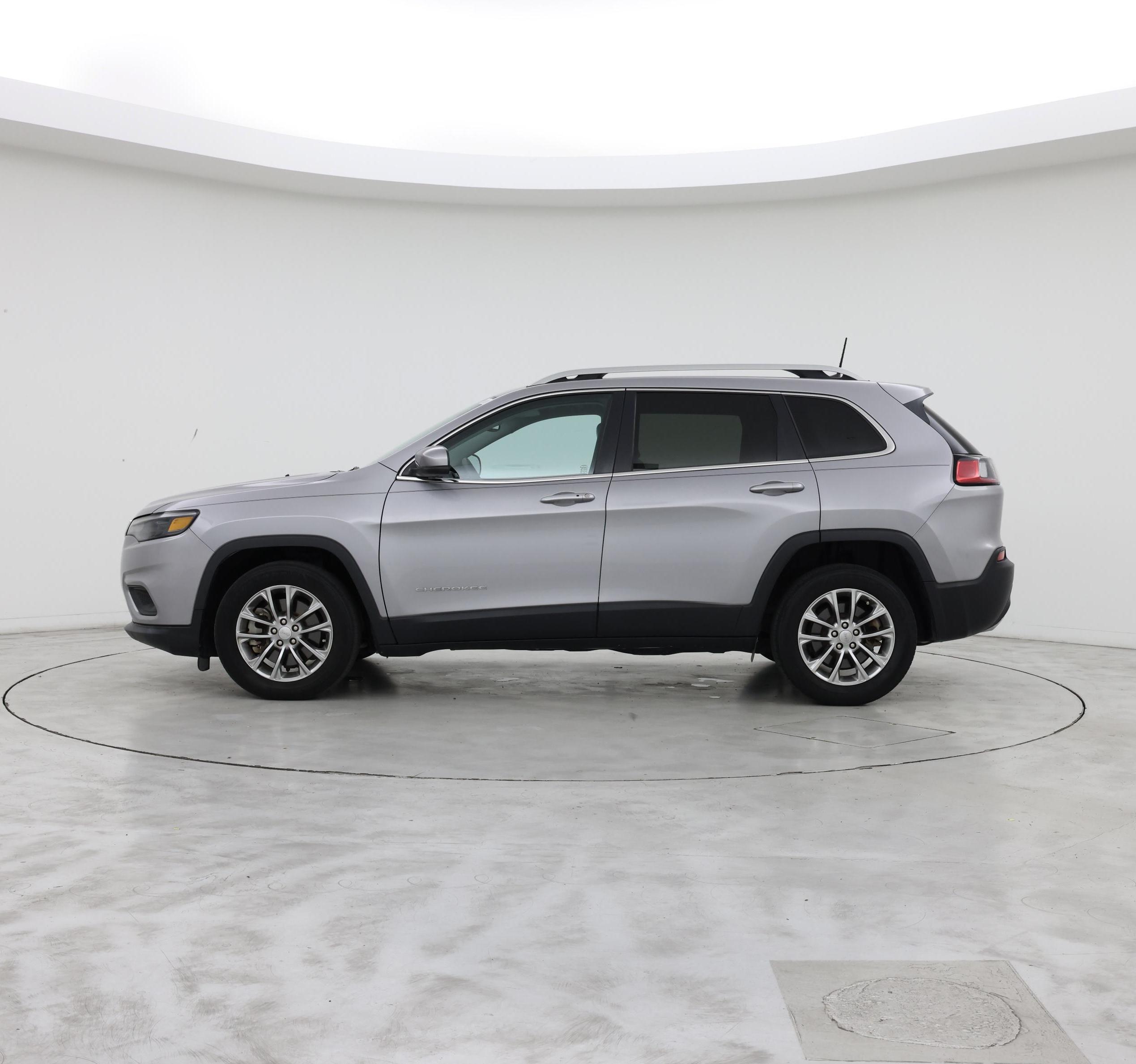 Thumbnail: 2021 Jeep Cherokee - 3