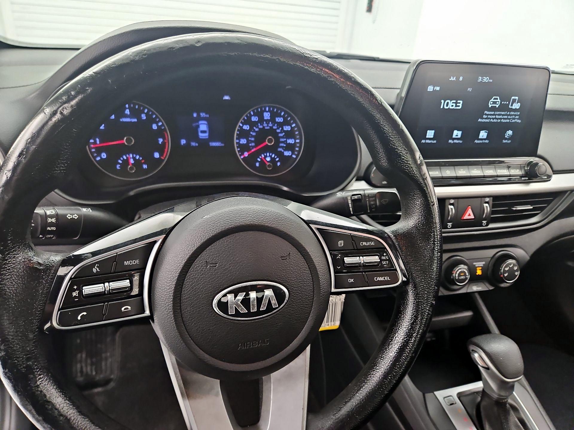 Thumbnail: 2020 Kia Forte - 10