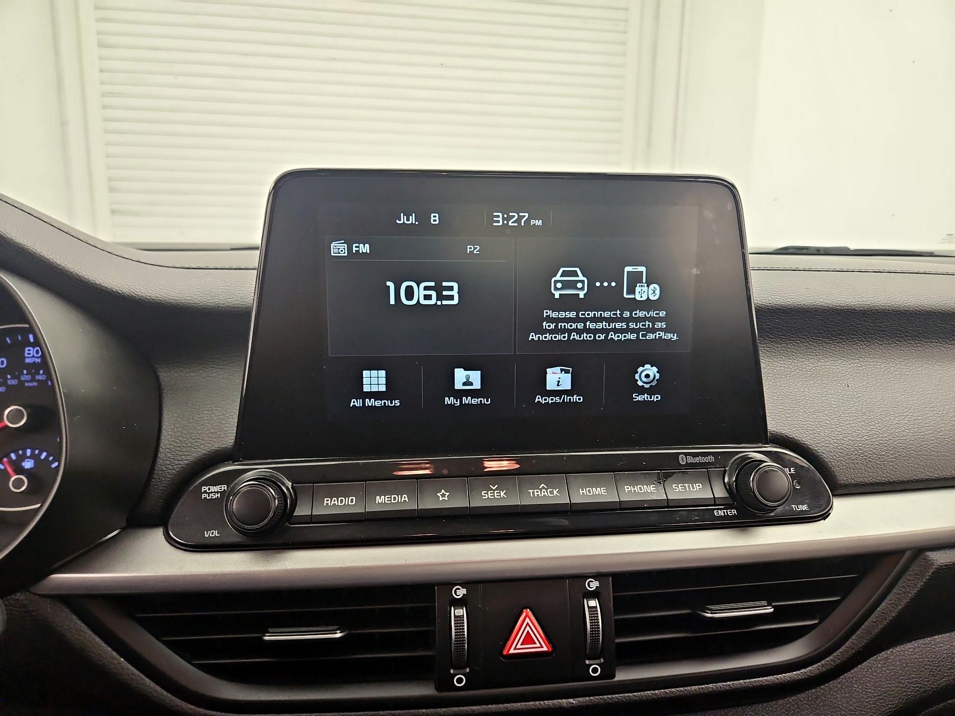 Thumbnail: 2020 Kia Forte - 15