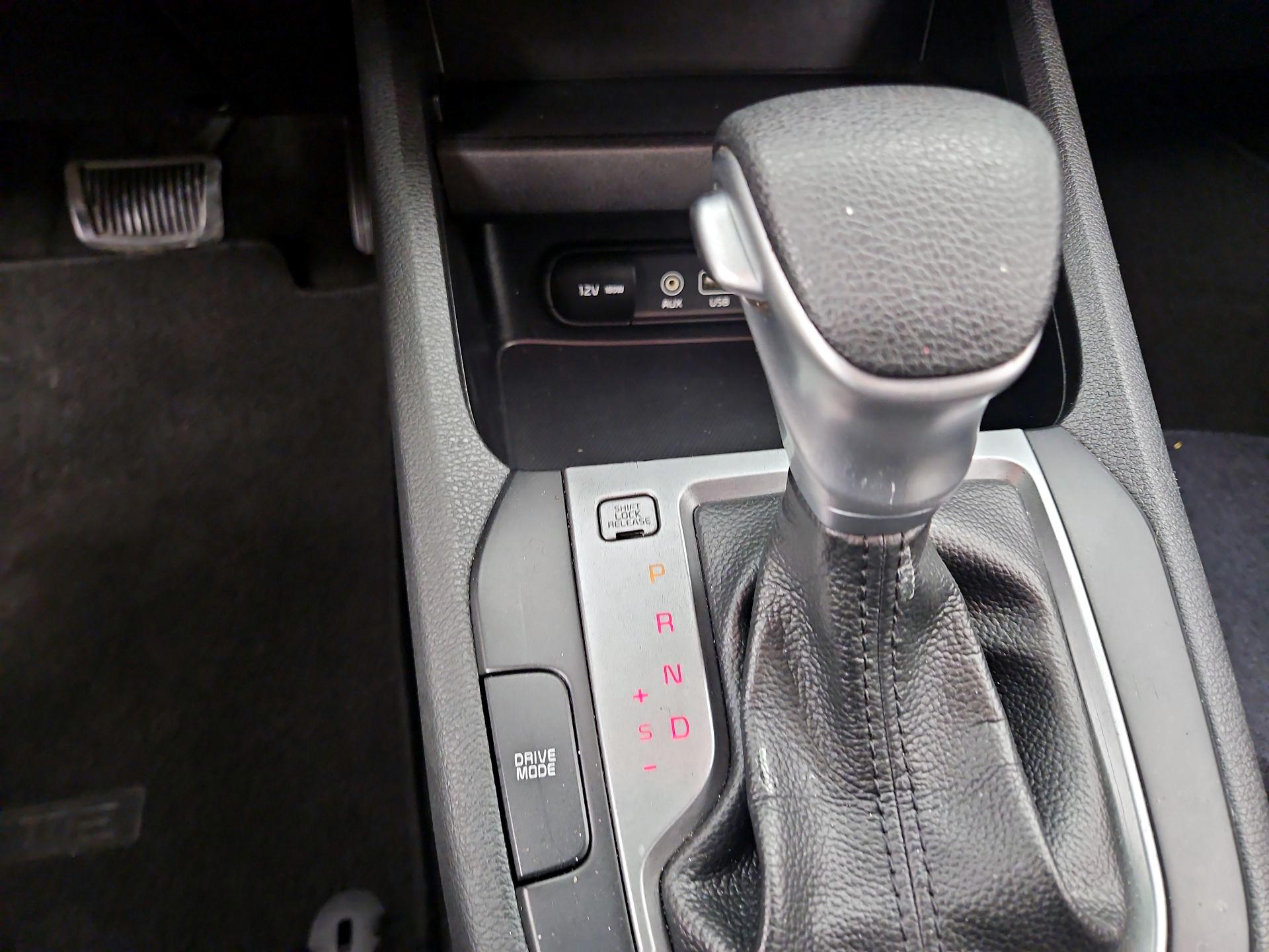 Thumbnail: 2020 Kia Forte - 17