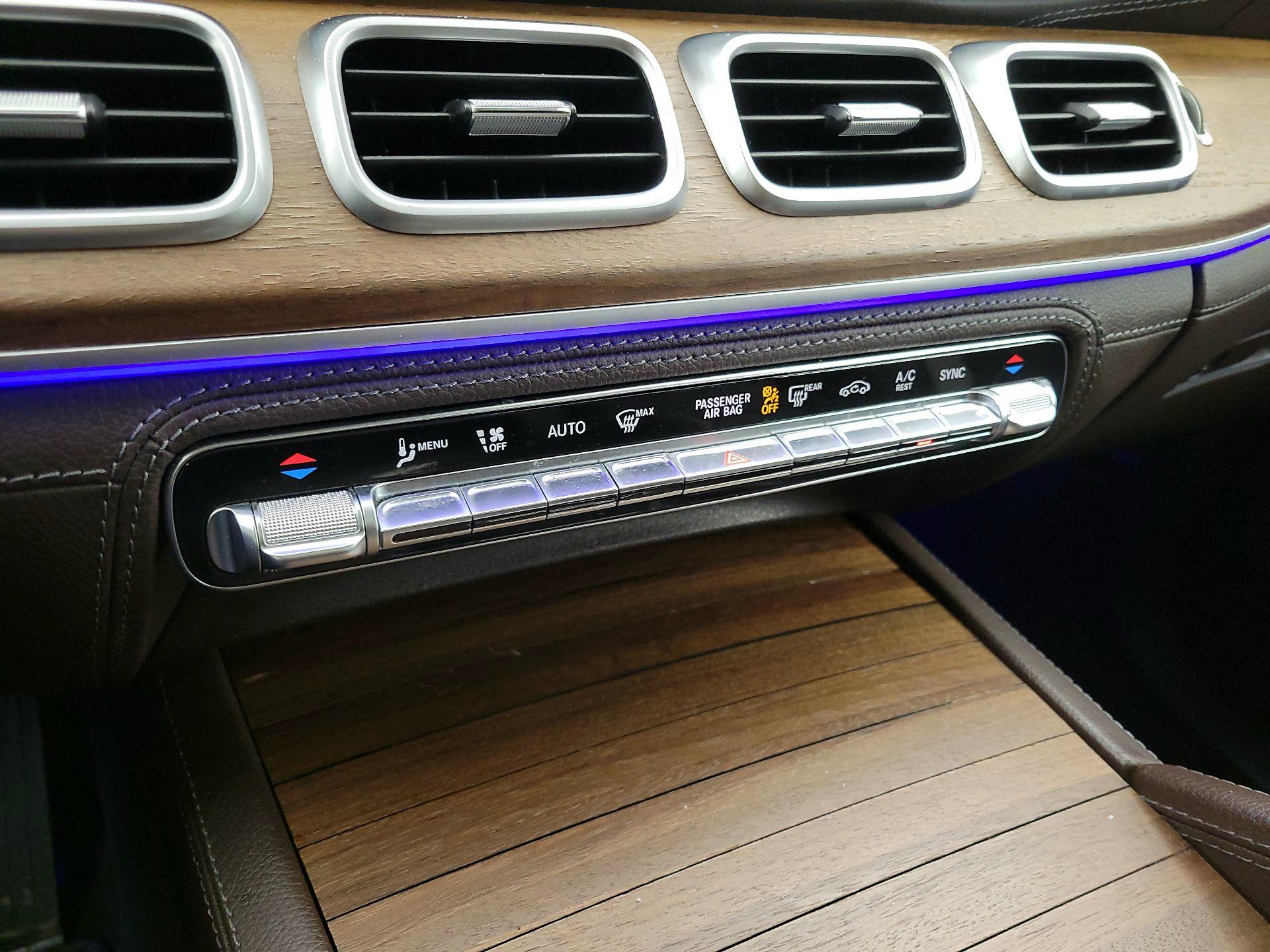 Thumbnail: 2023 Mercedes-Benz GLE - 17