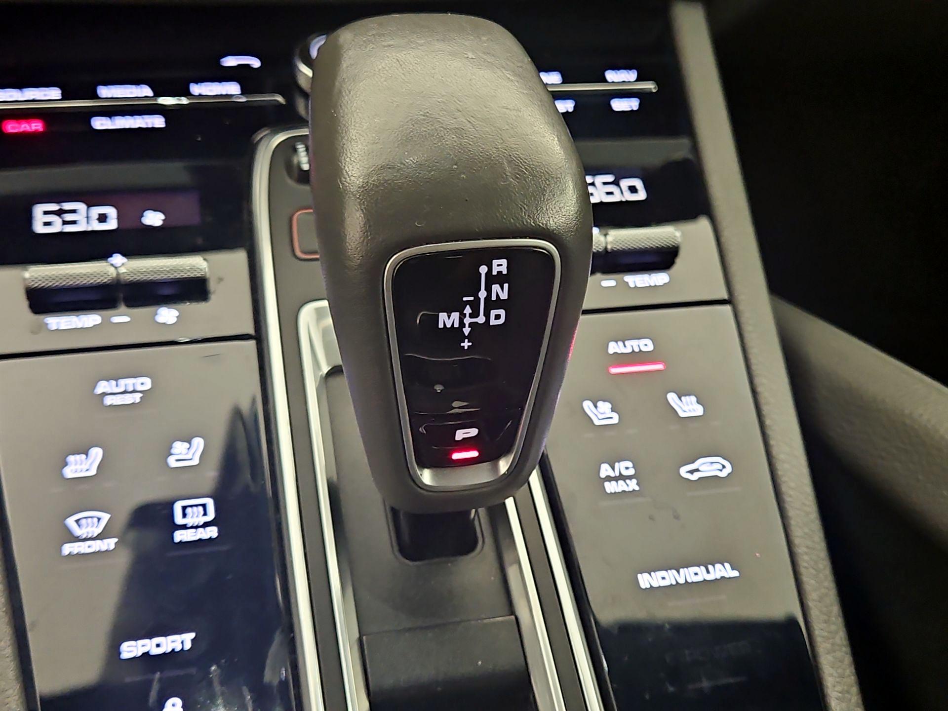 Thumbnail: 2019 Porsche Cayenne - 18