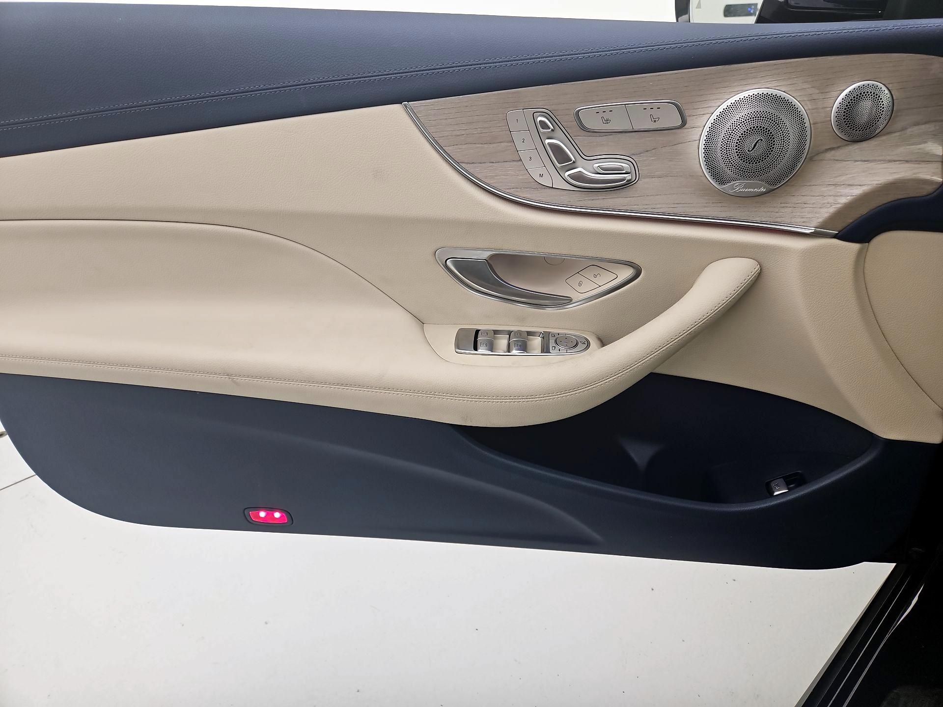 Thumbnail: 2020 Mercedes-Benz E-Class - 12