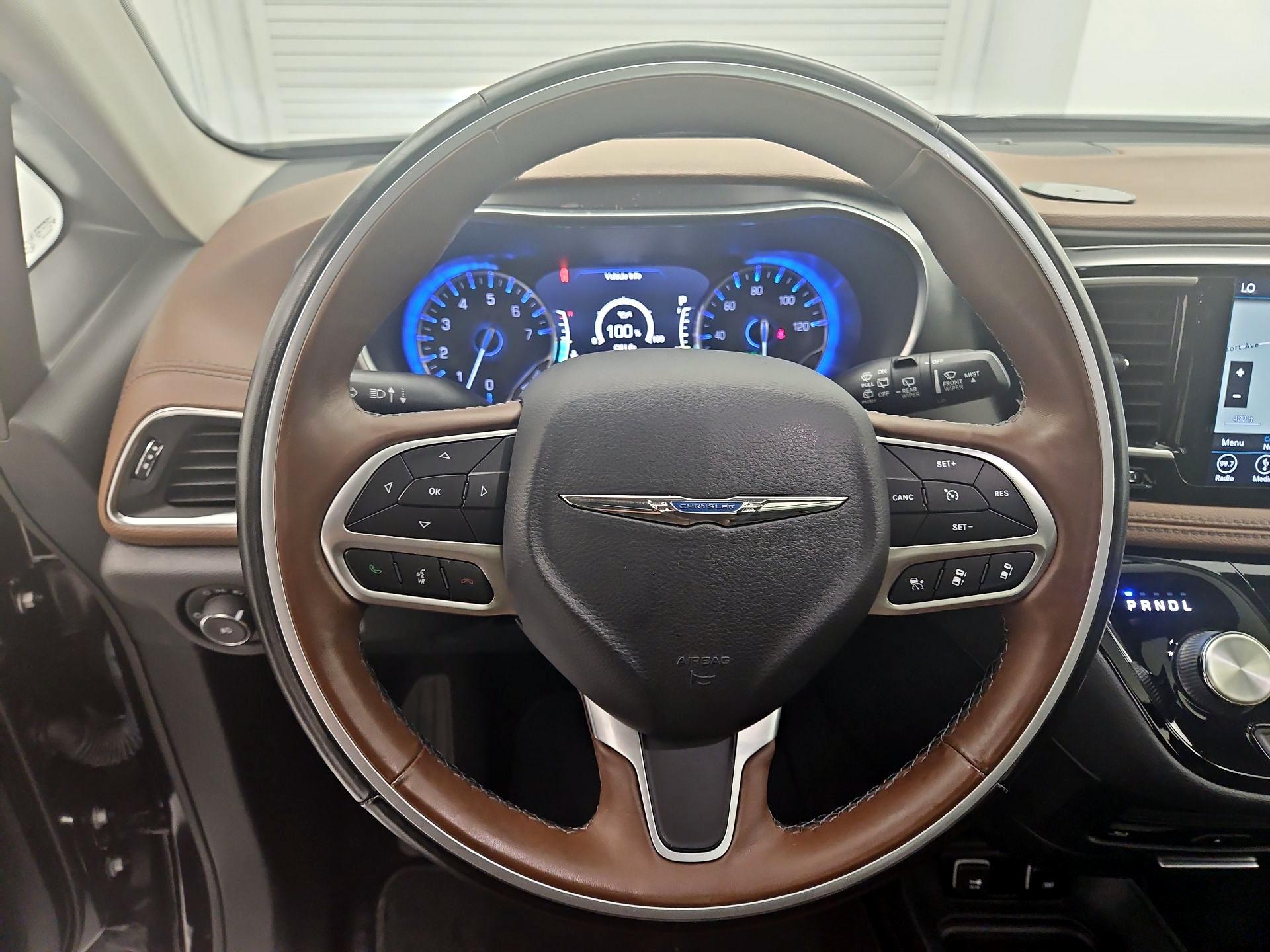 Thumbnail: 2019 Chrysler Pacifica - 10