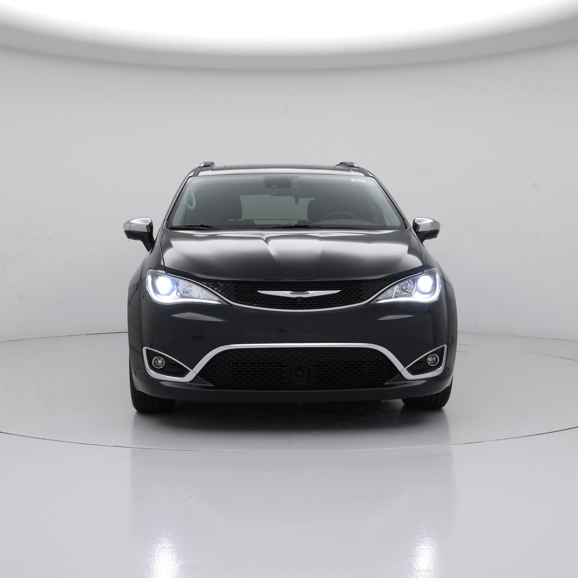 Thumbnail: 2019 Chrysler Pacifica - 5