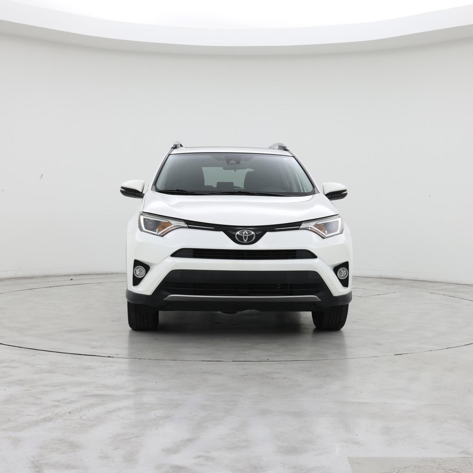 Thumbnail: 2018 Toyota RAV4 - 5