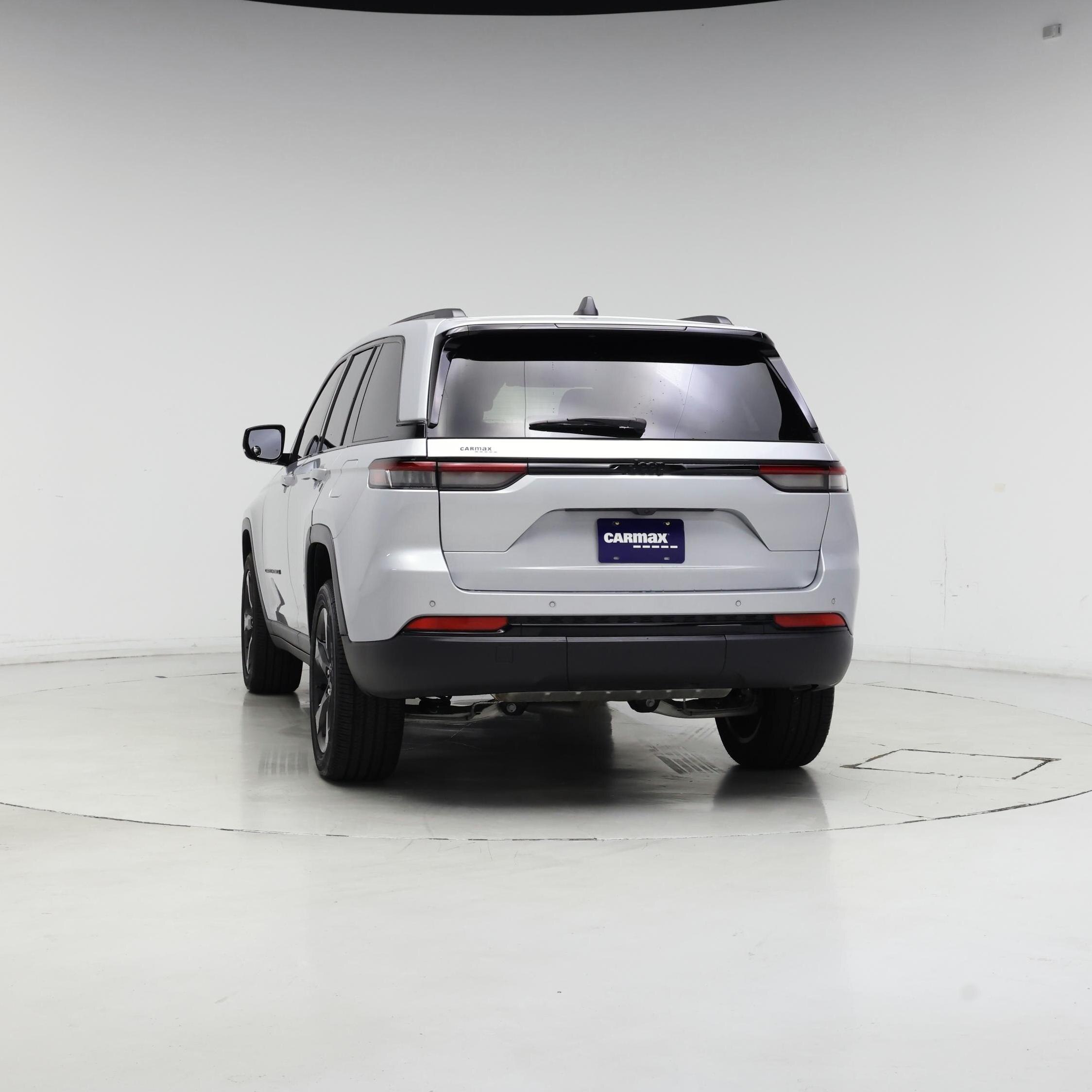 Thumbnail: 2024 Jeep Grand Cherokee - 6