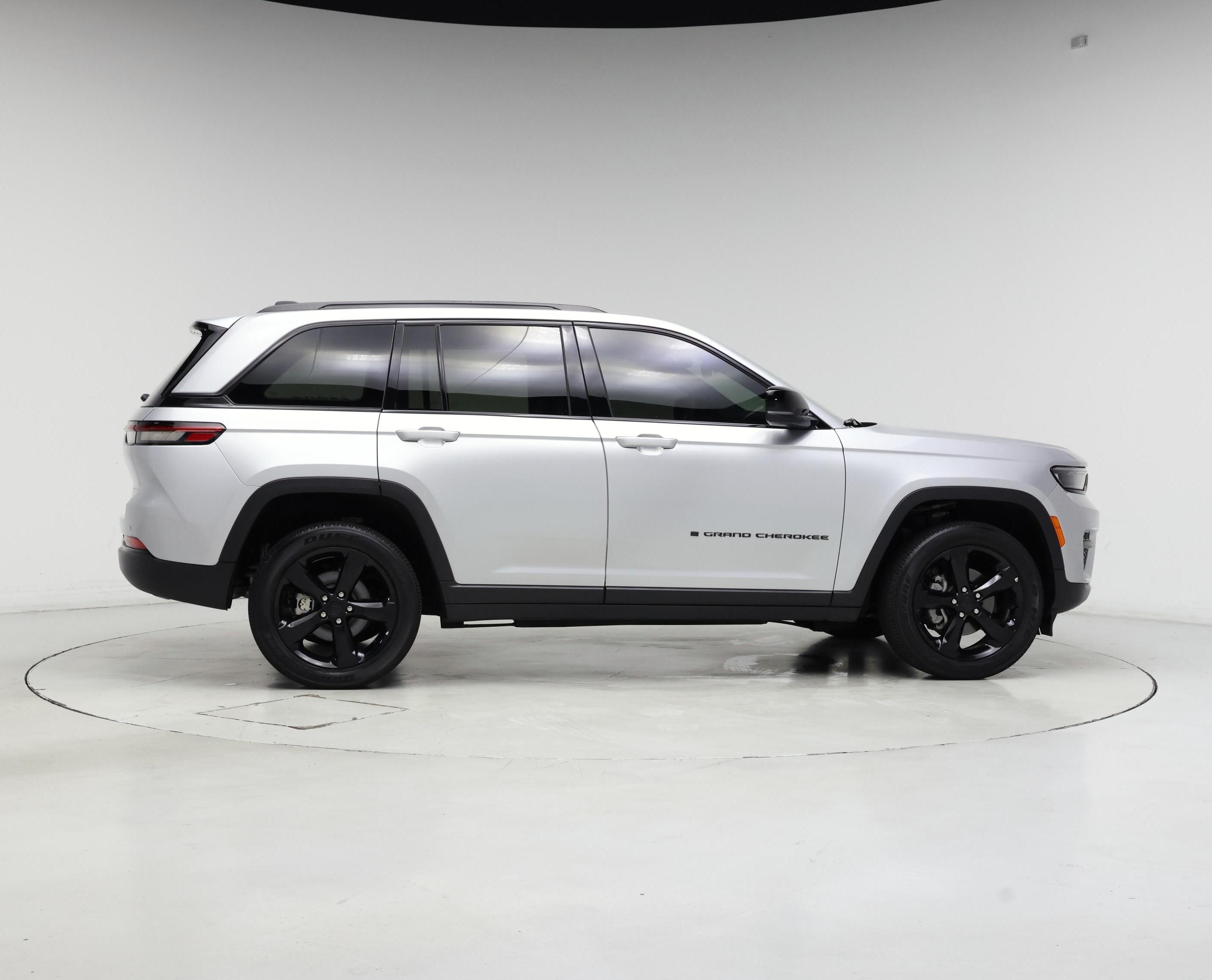 Thumbnail: 2024 Jeep Grand Cherokee - 7