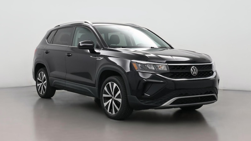 2022 Volkswagen Taos SE Hero Image
