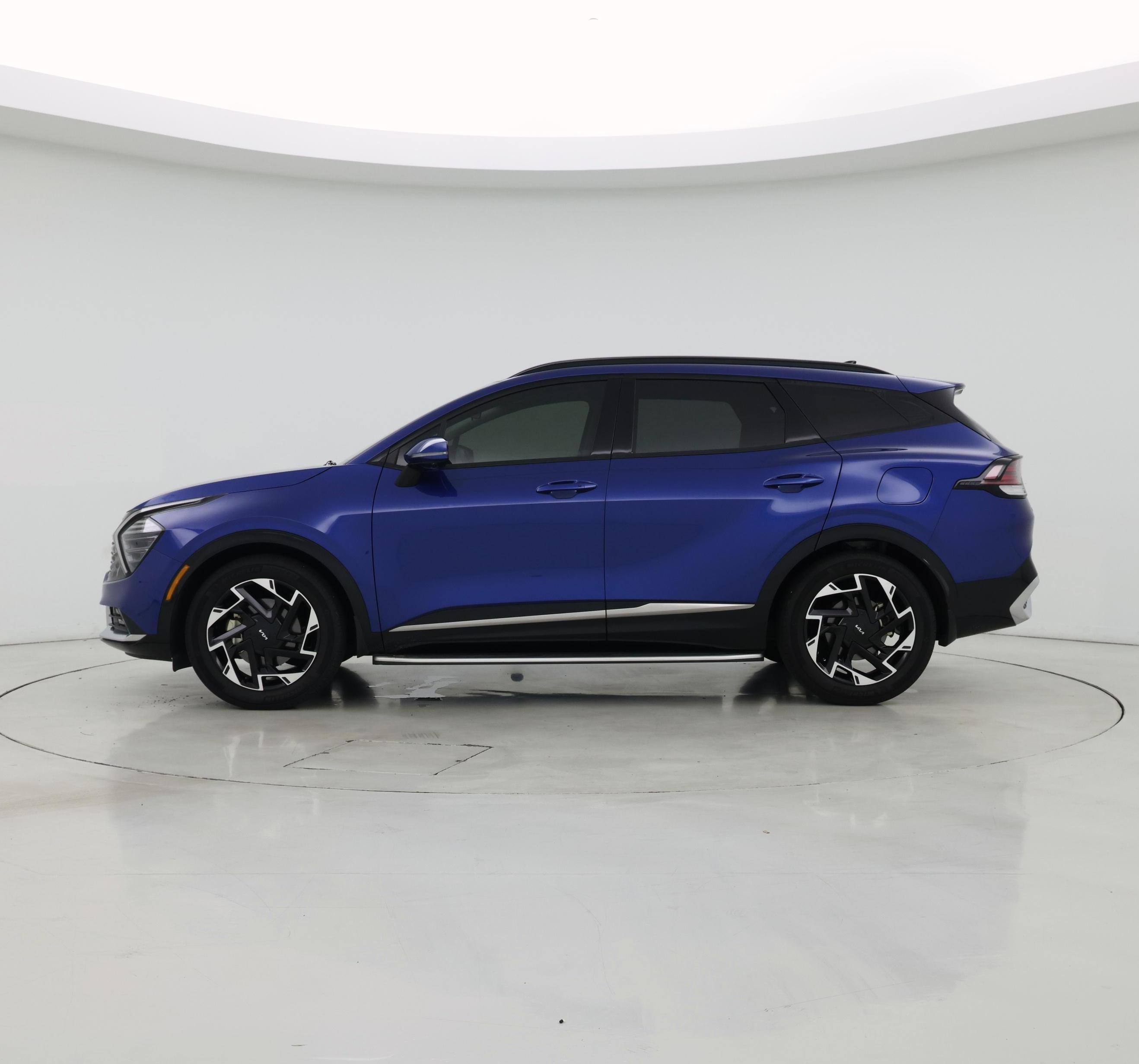 Thumbnail: 2023 Kia Sportage - 3