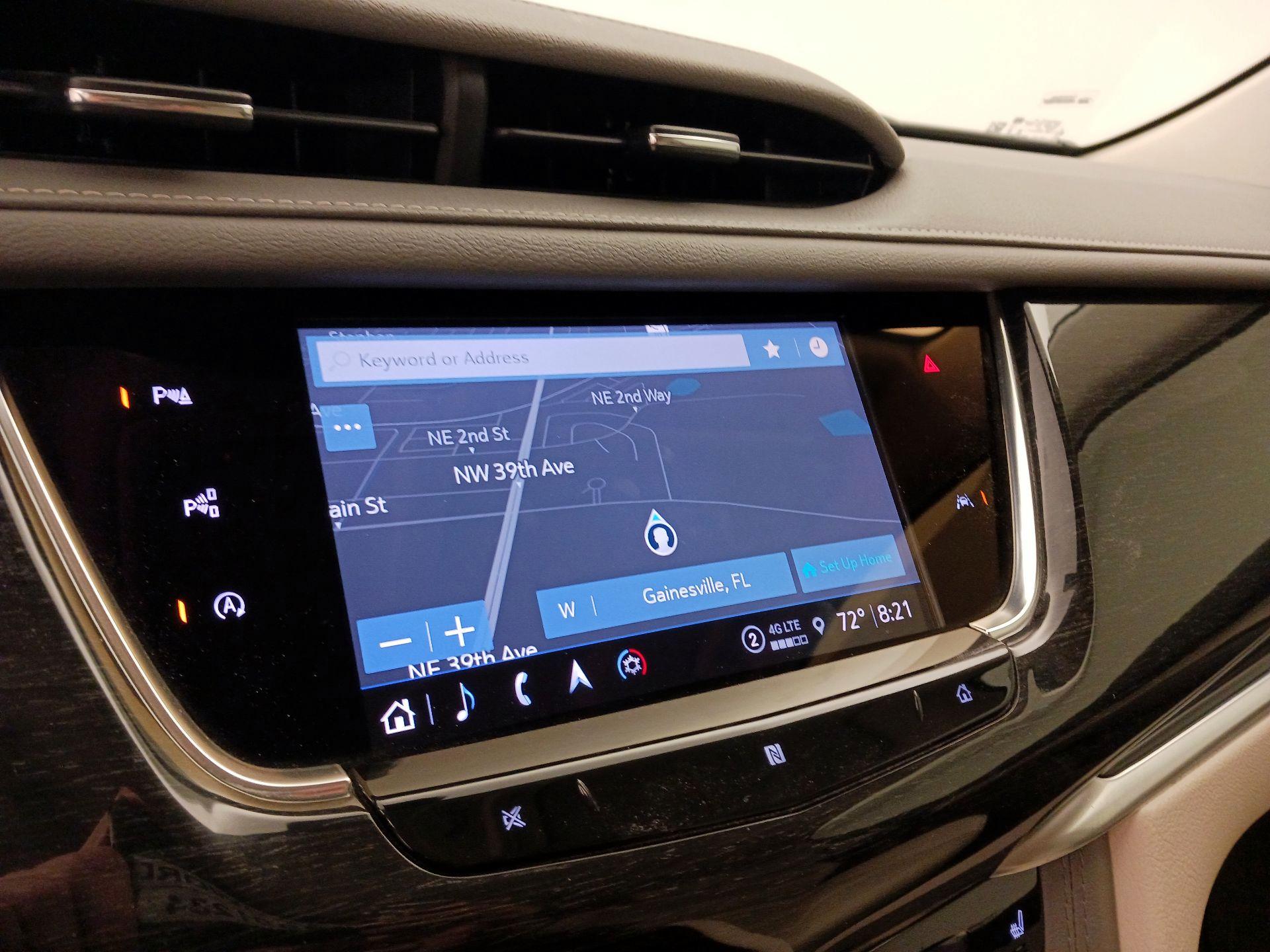 Thumbnail: 2021 Cadillac XT6 - 14