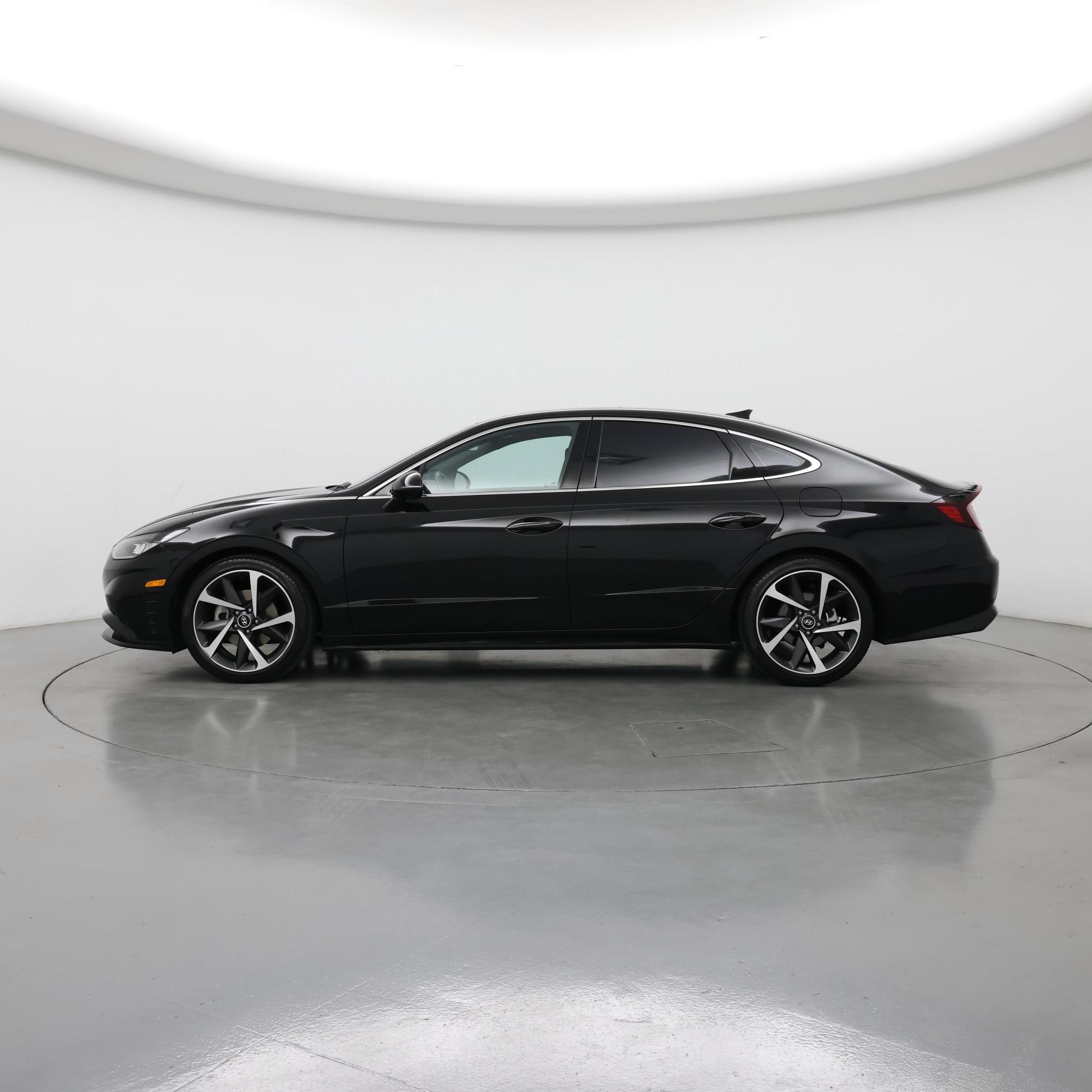 Thumbnail: 2023 Hyundai Sonata - 3