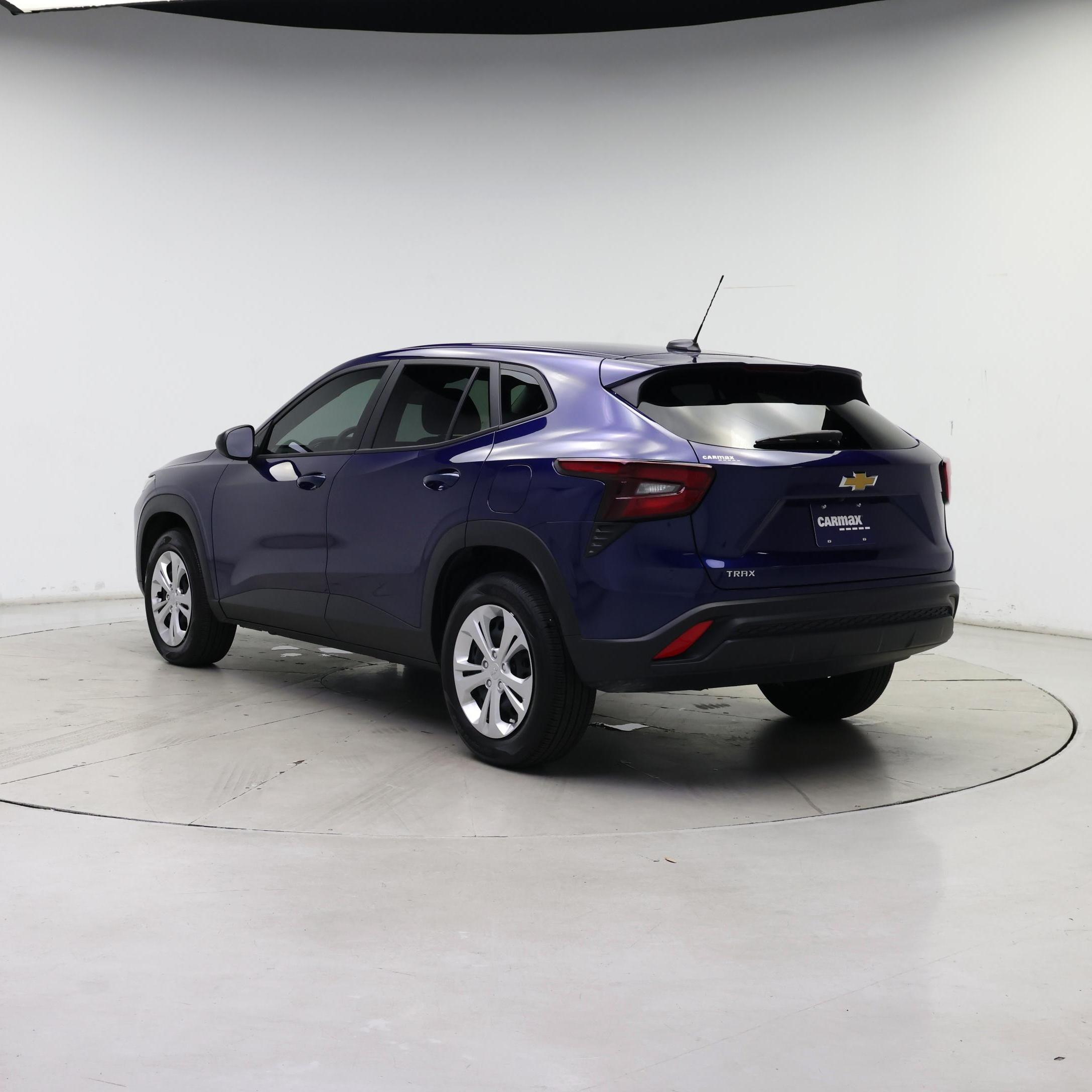 Thumbnail: 2024 Chevrolet Trax - 2