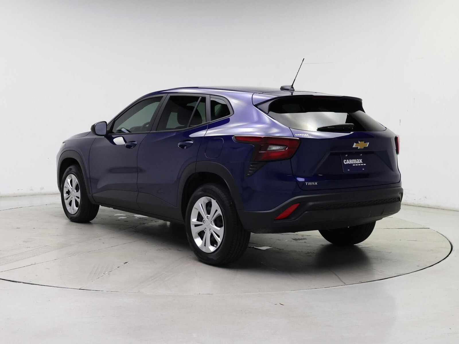 Image 3 of 2024 Chevrolet Trax LS