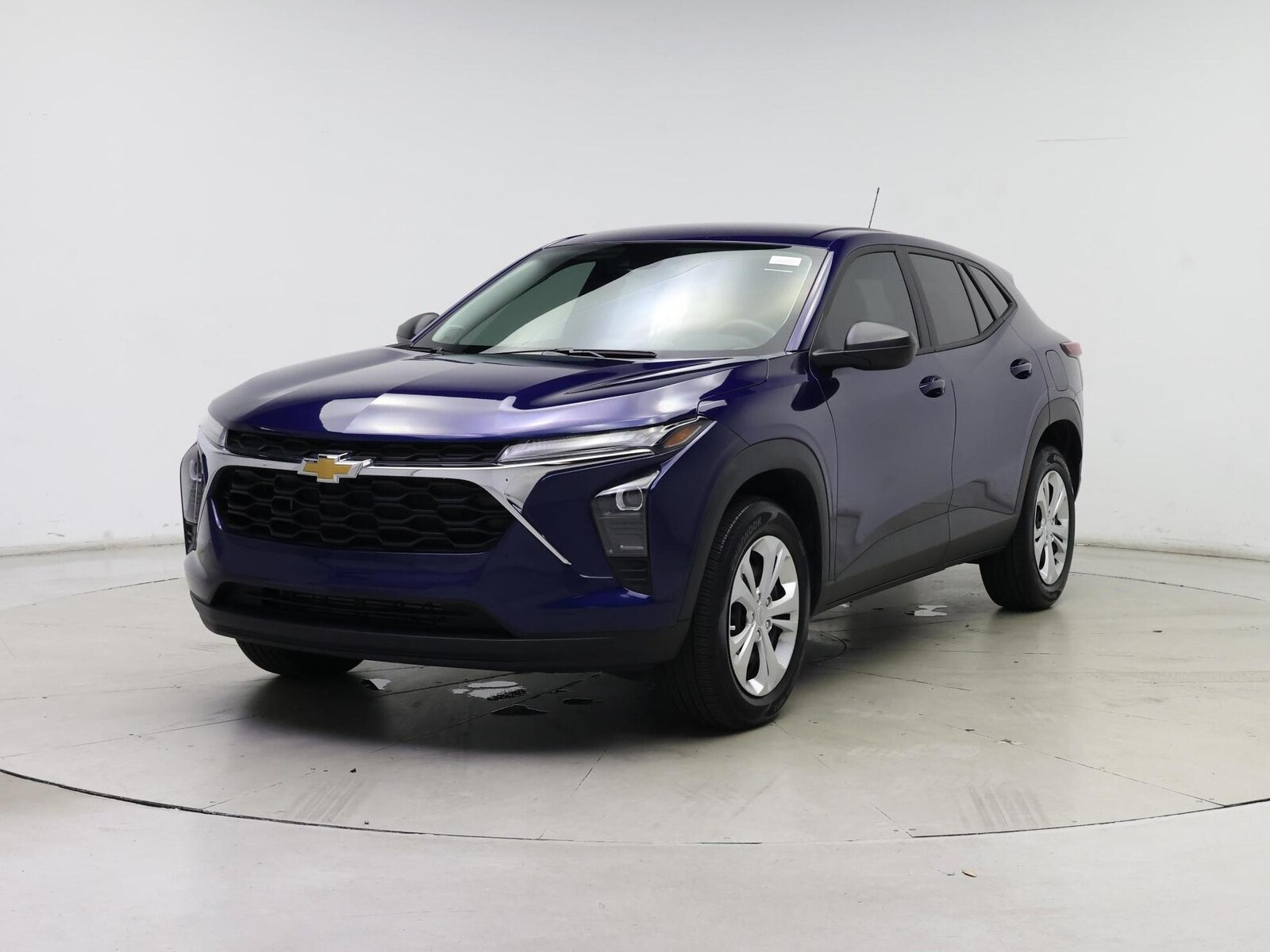 Image 5 of 2024 Chevrolet Trax LS