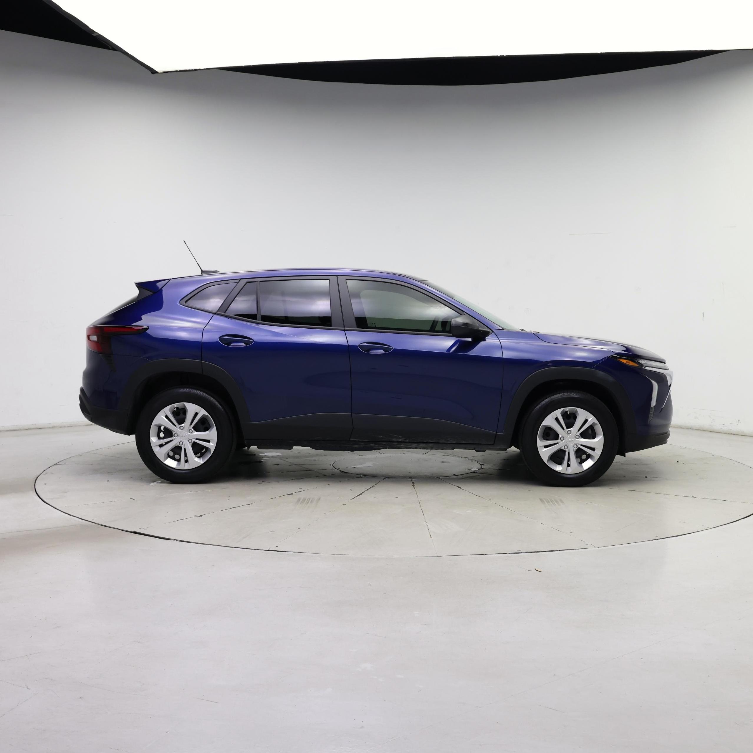Thumbnail: 2024 Chevrolet Trax - 7