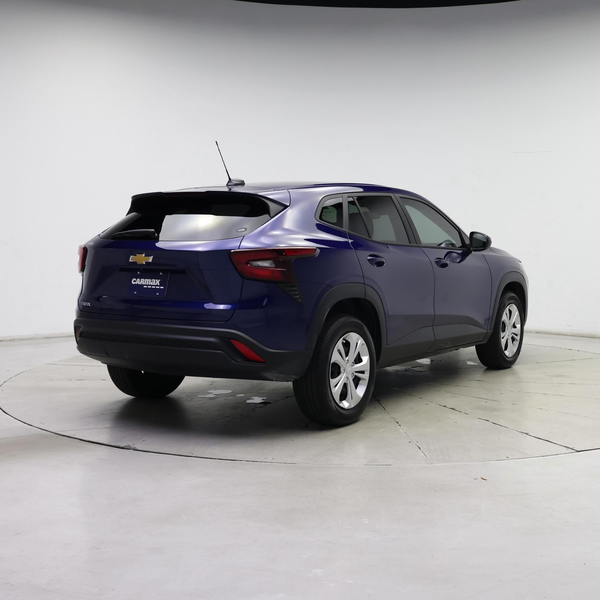 Thumbnail: 2024 Chevrolet Trax - 8