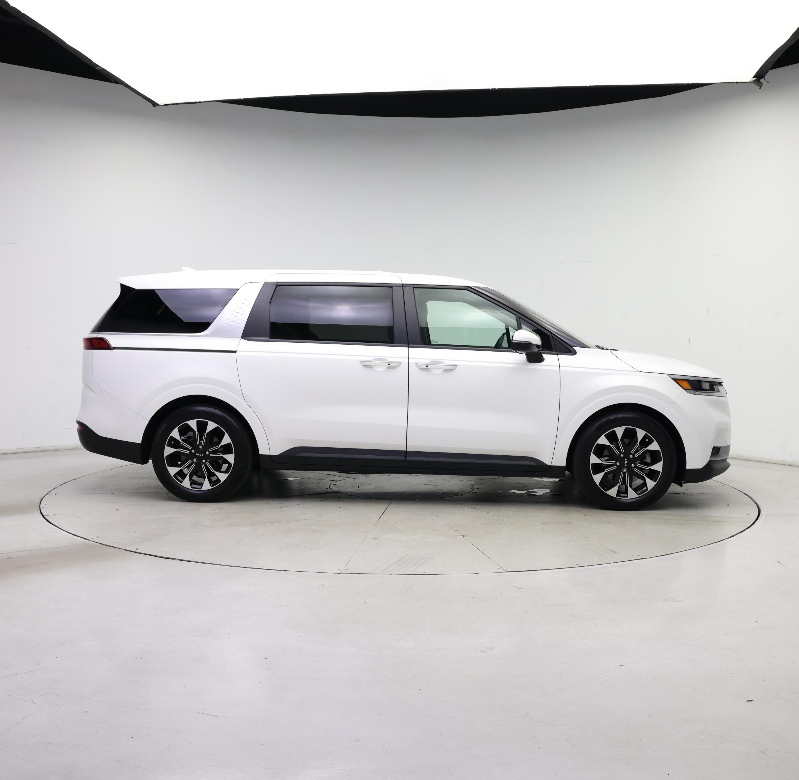 Thumbnail: 2024 Kia Carnival - 7