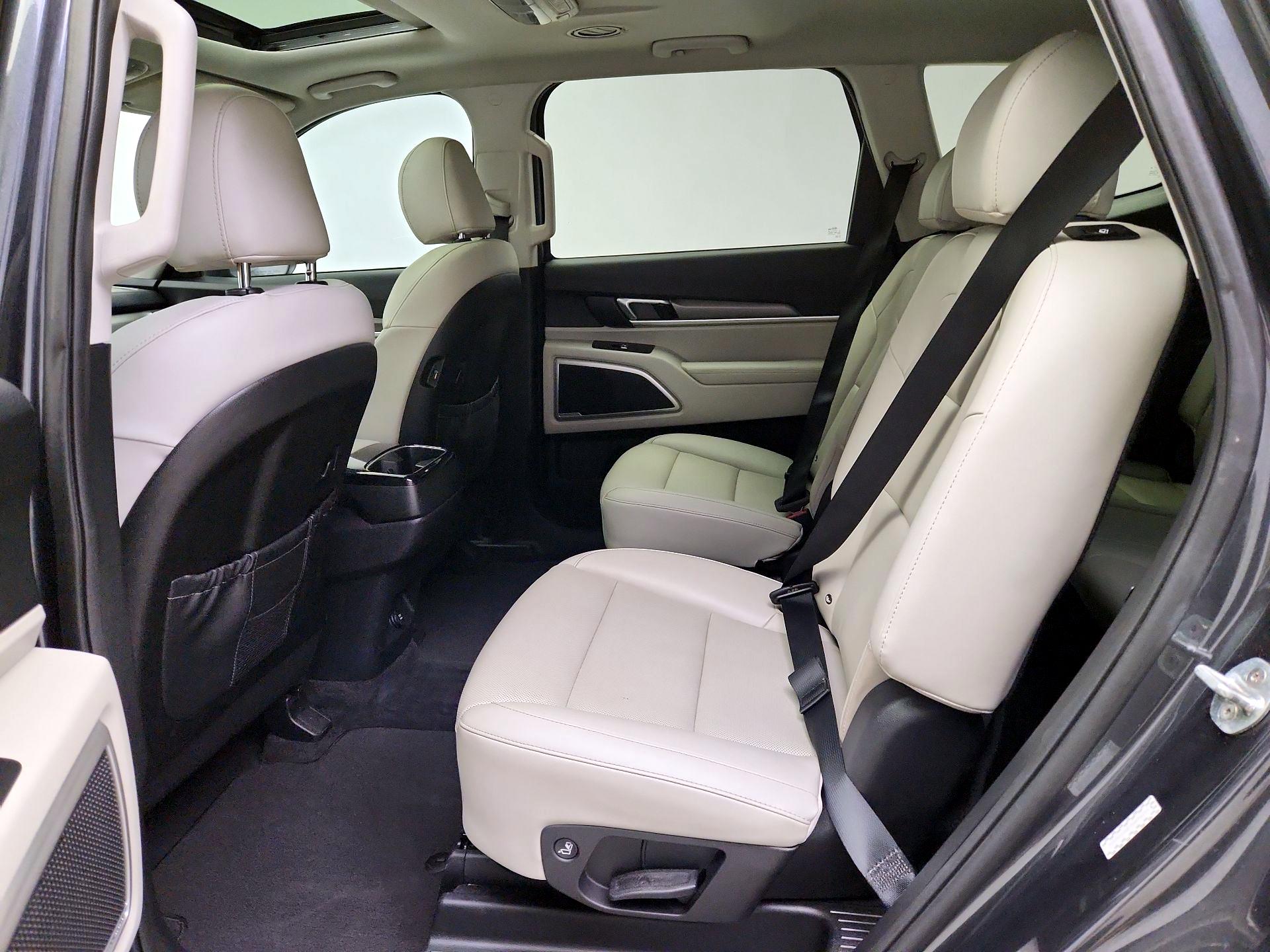 Thumbnail: 2021 Kia Telluride - 20