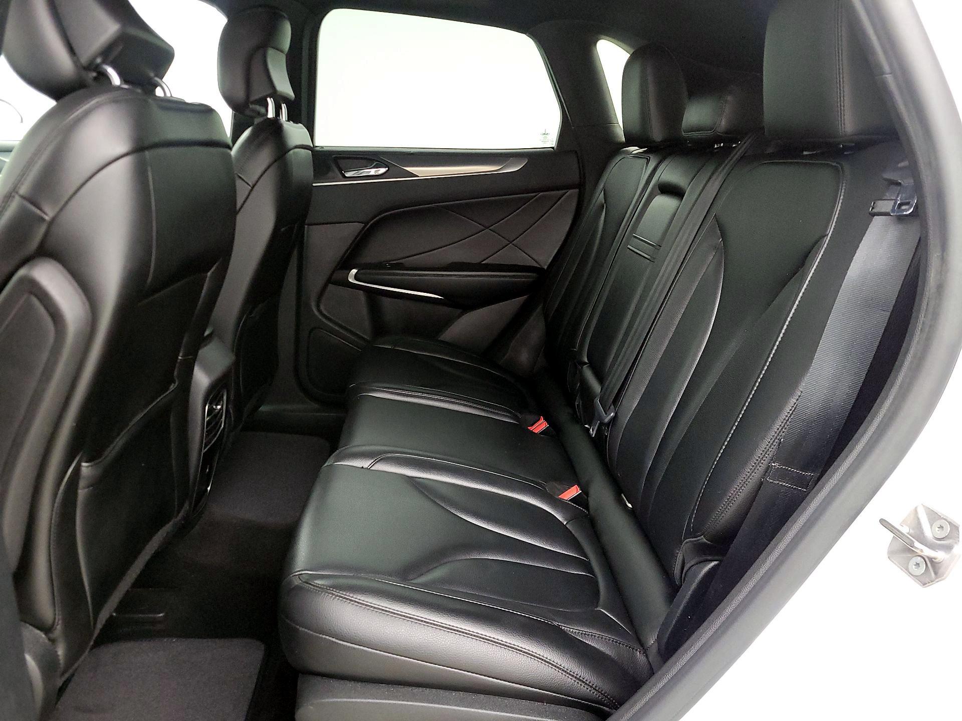 Thumbnail: 2019 Lincoln MKC - 19