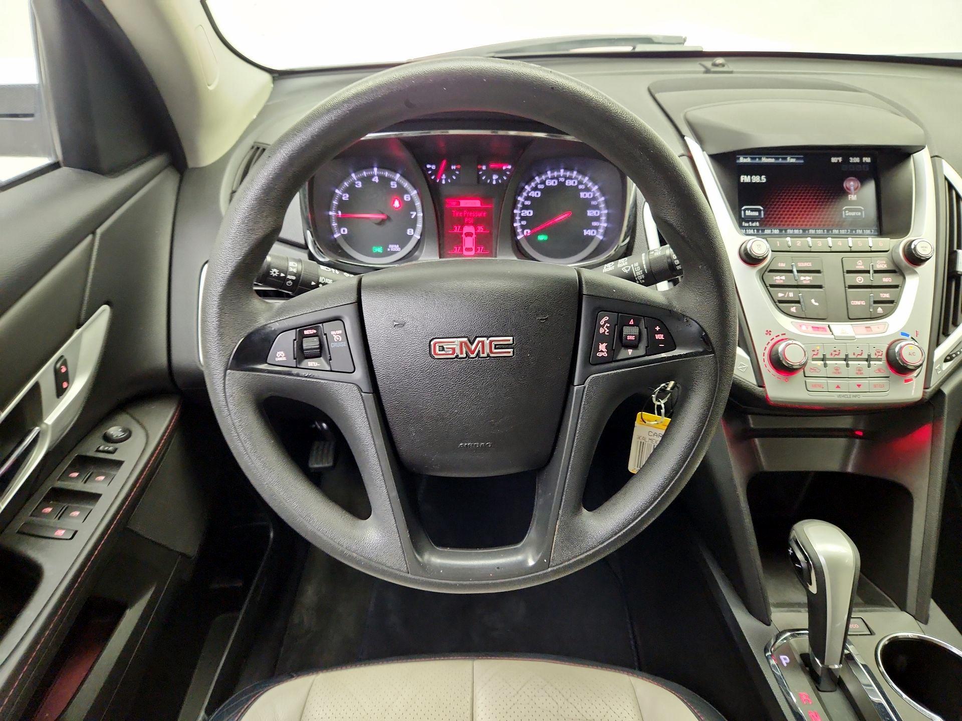Thumbnail: 2015 GMC Terrain - 10
