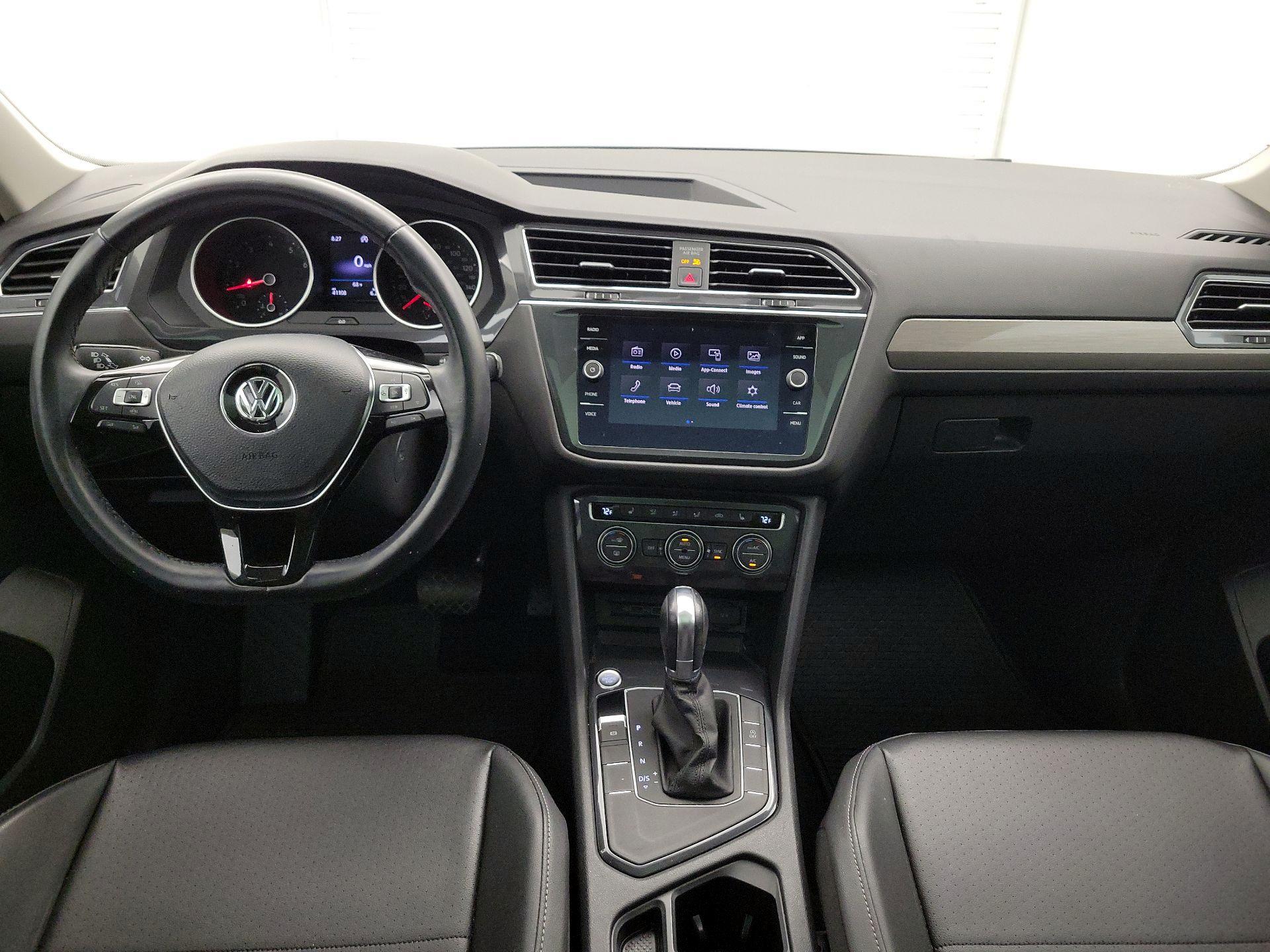 Thumbnail: 2019 Volkswagen Tiguan - 9