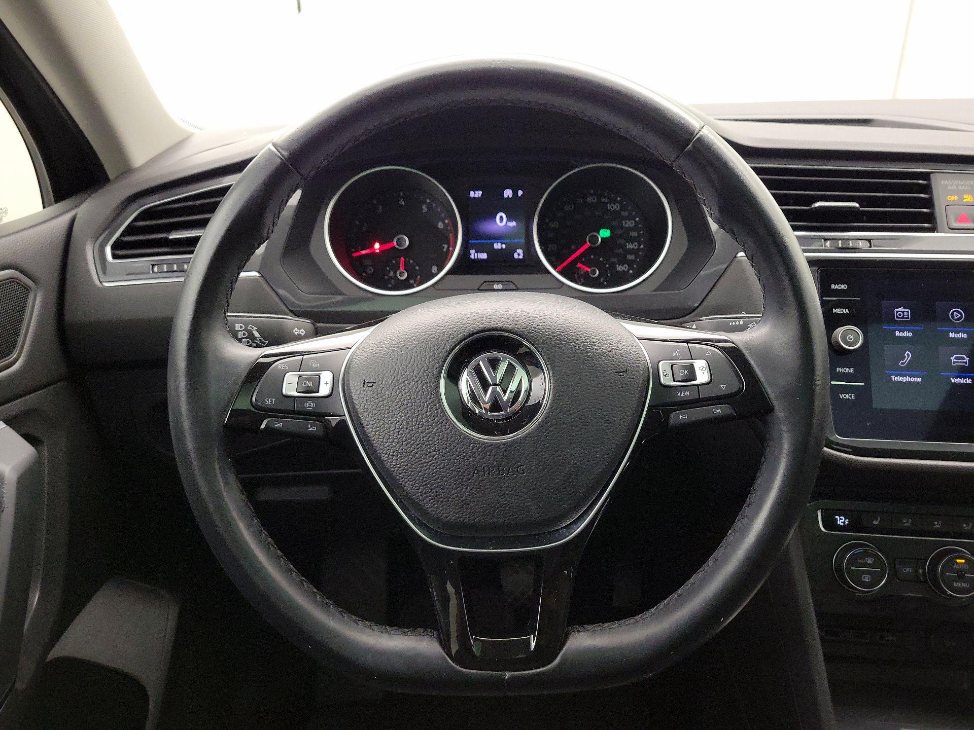 Thumbnail: 2019 Volkswagen Tiguan - 10