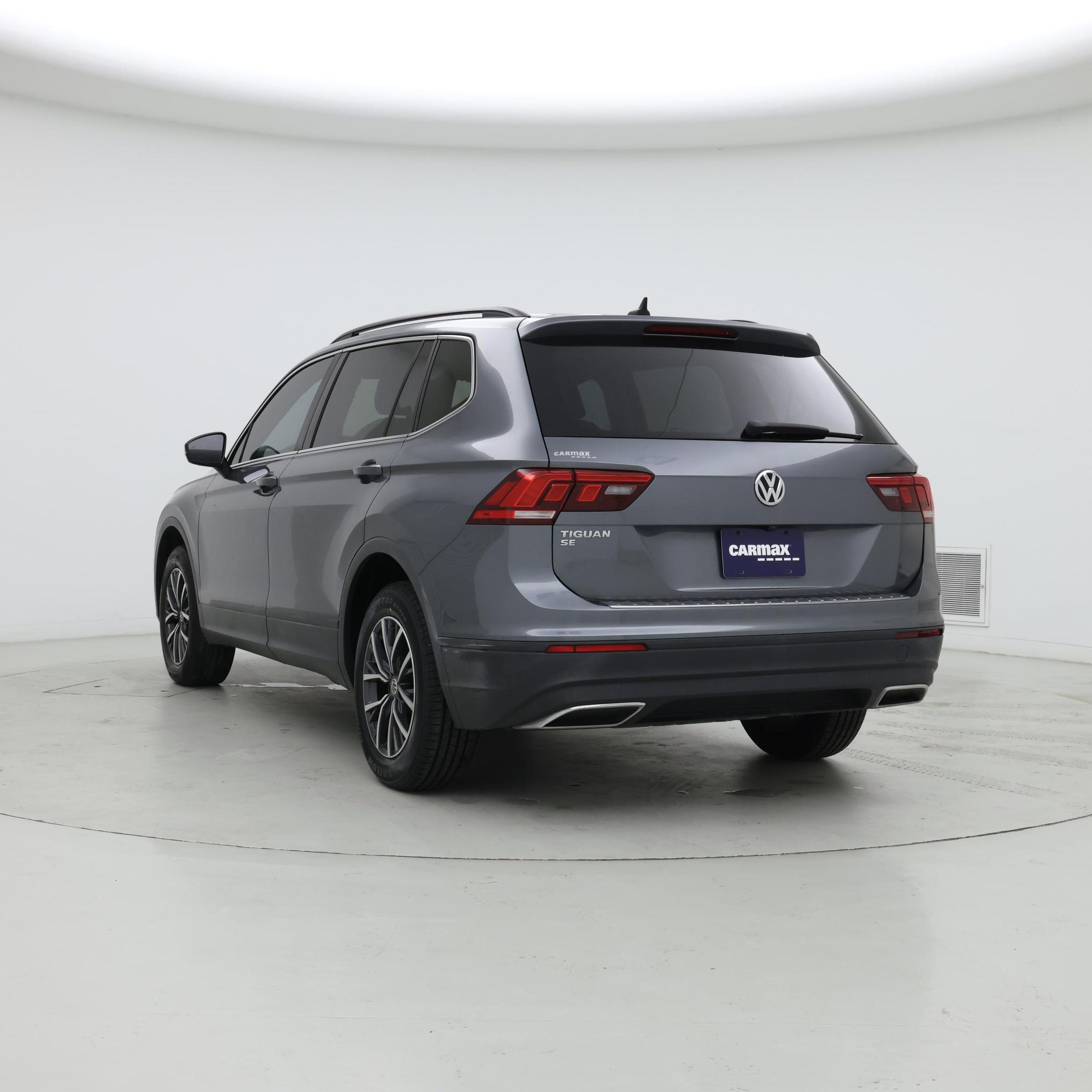 Thumbnail: 2019 Volkswagen Tiguan - 2